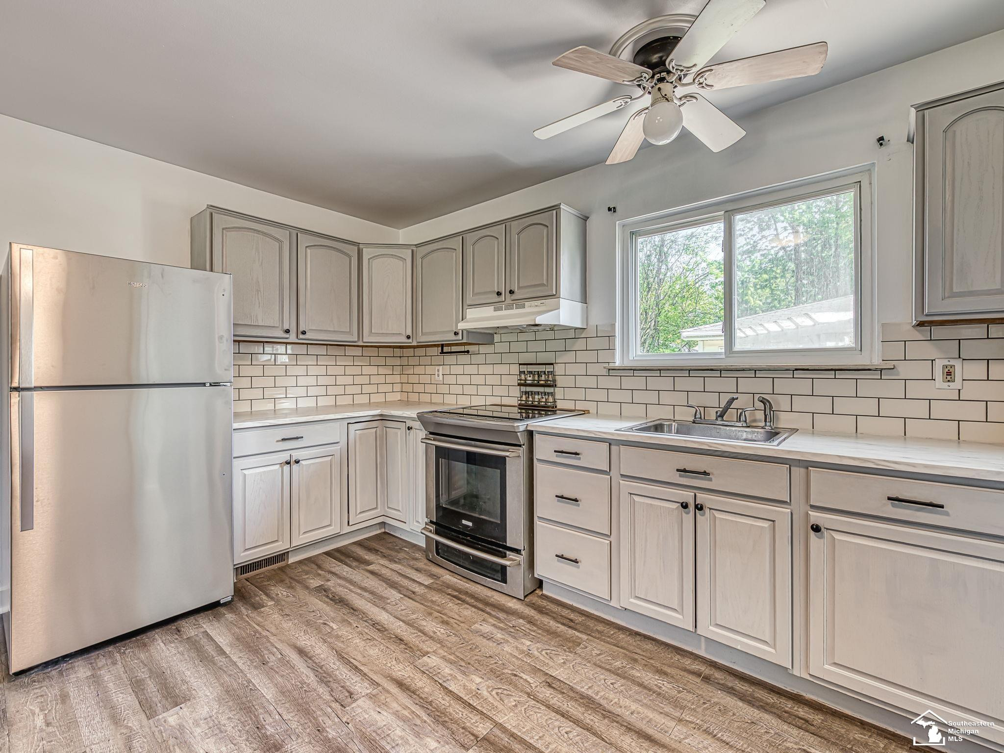 42064 Arthur Street, Belleville, MI 48111 — Photo 8