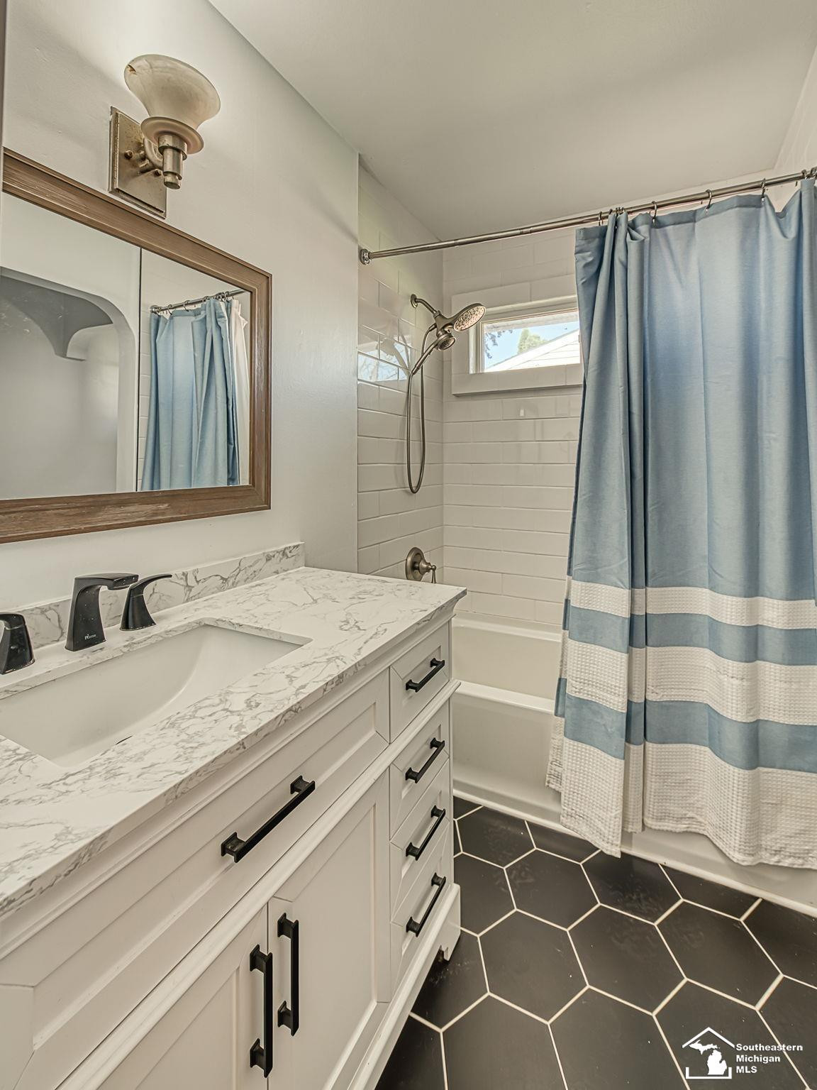 42064 Arthur Street, Belleville, MI 48111 — Photo 14