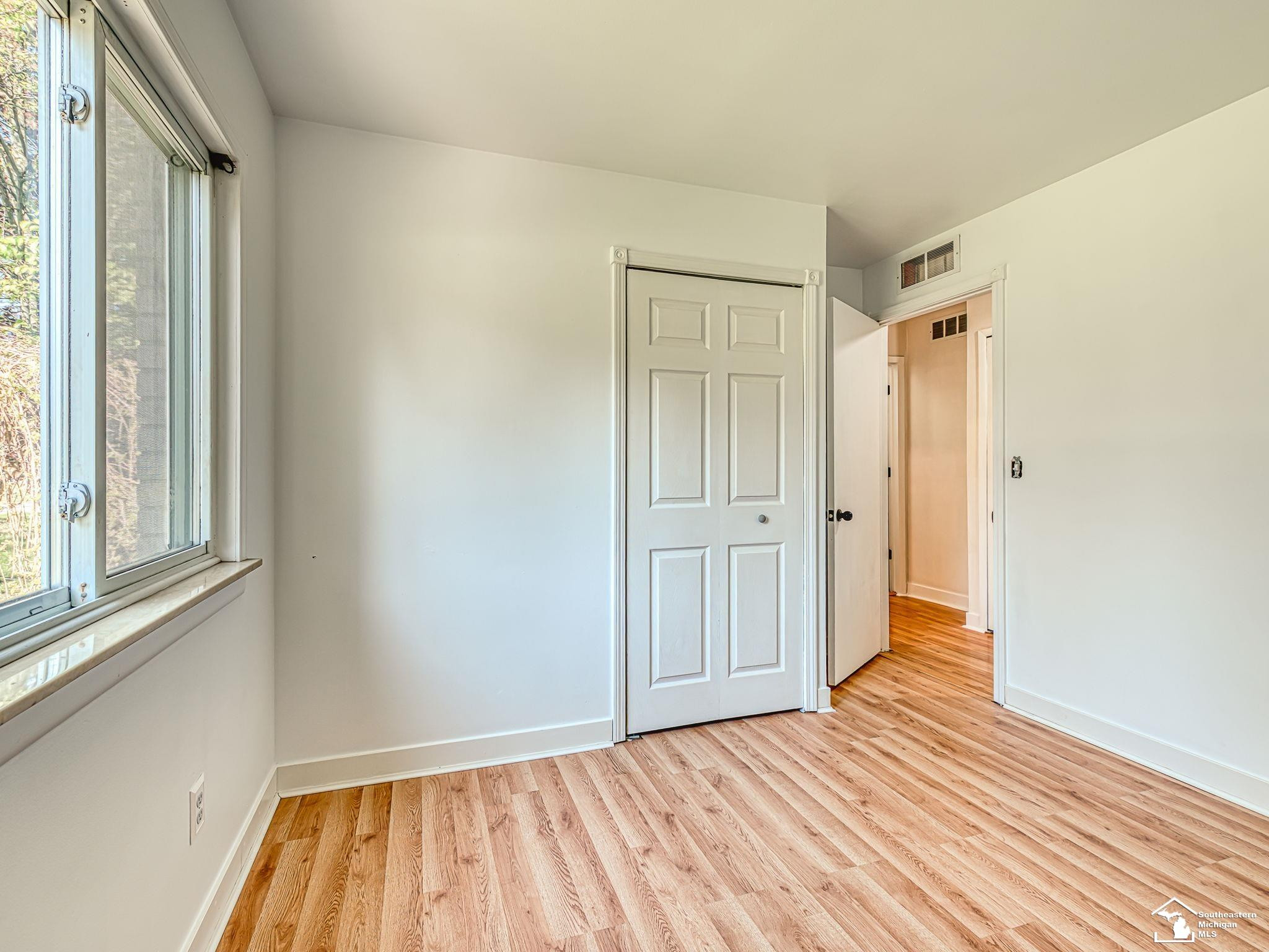42064 Arthur Street, Belleville, MI 48111 — Photo 17