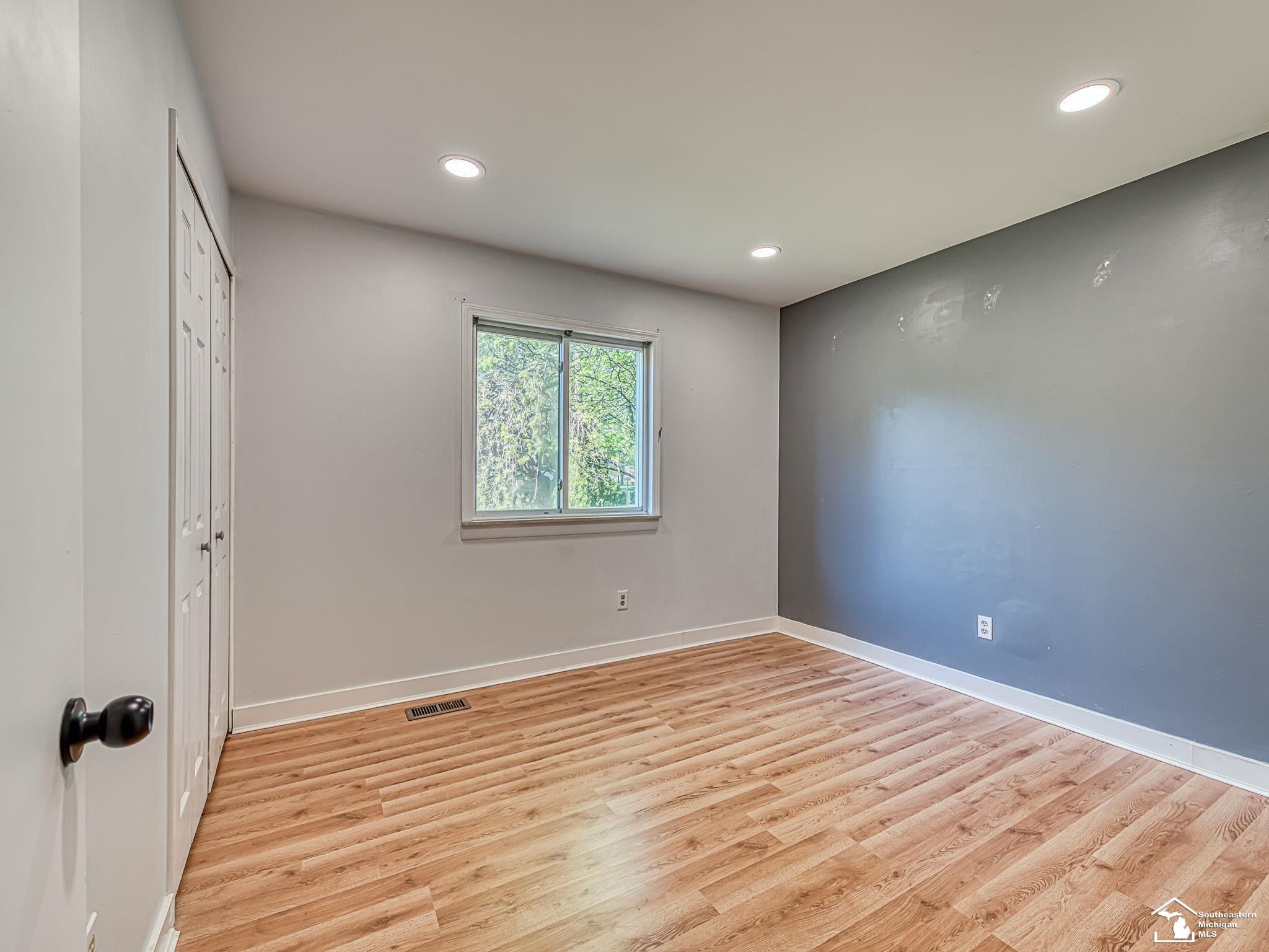 42064 Arthur Street, Belleville, MI 48111 — Photo 18