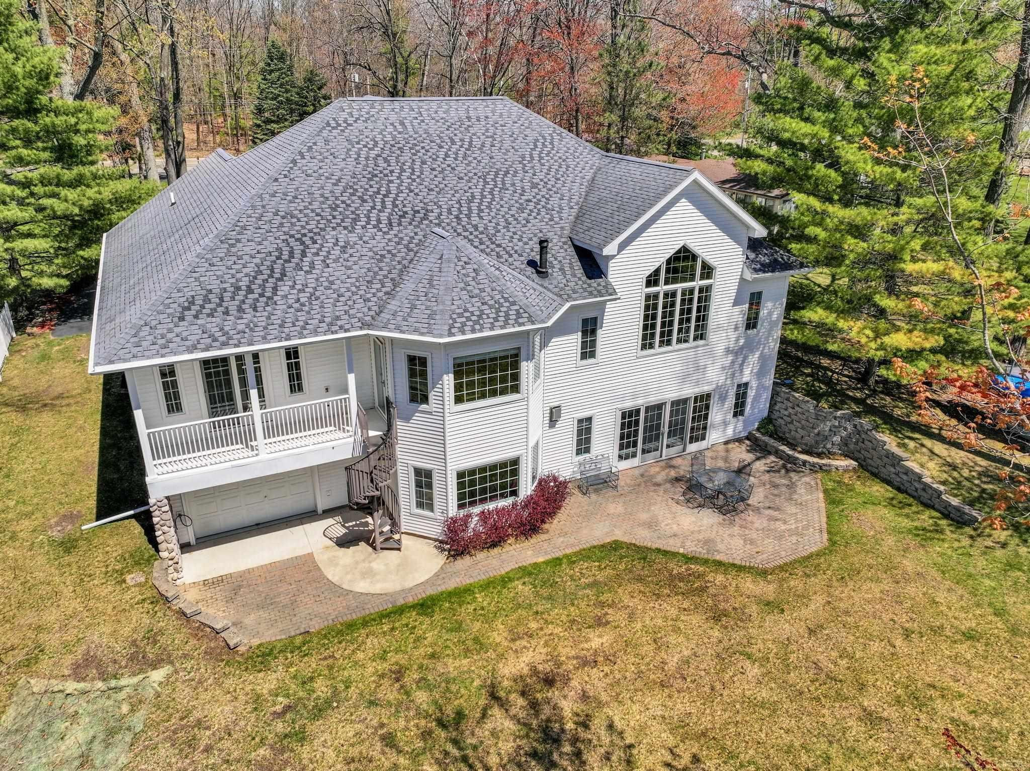 2185 E Houghton Drive, Houghton Lake, MI 48629 — Photo 12