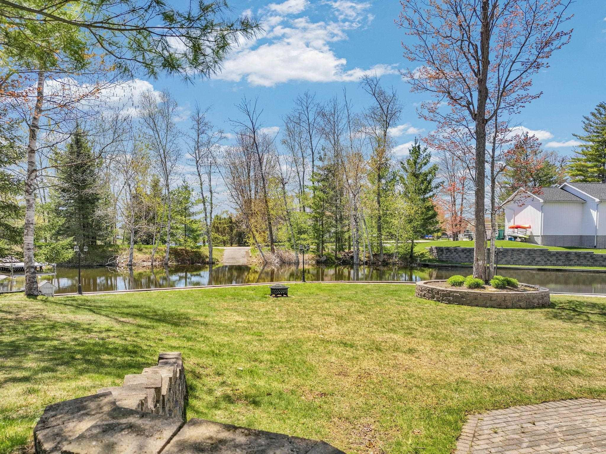 2185 E Houghton Drive, Houghton Lake, MI 48629 — Photo 19