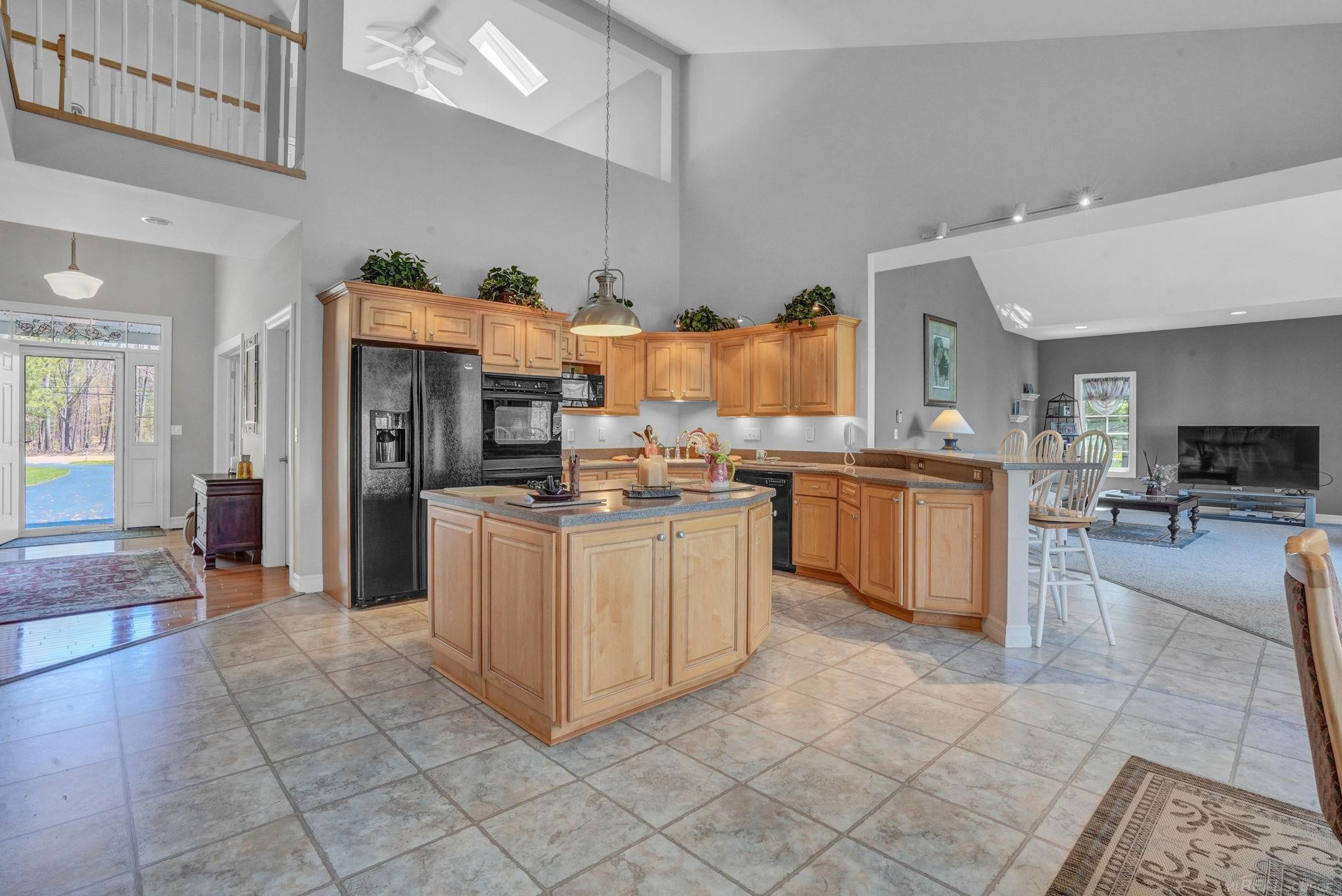 2185 E Houghton Drive, Houghton Lake, MI 48629 — Photo 26