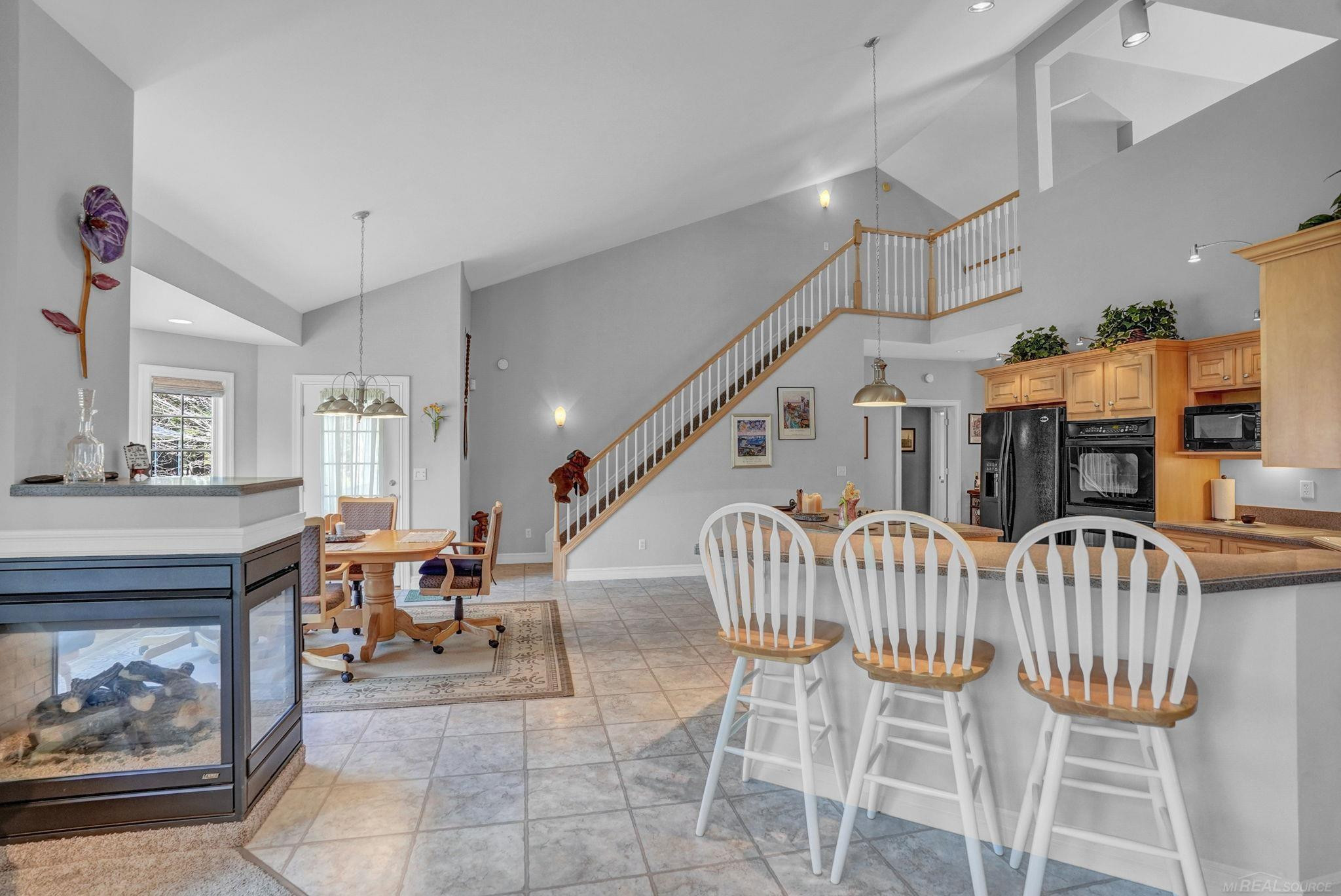 2185 E Houghton Drive, Houghton Lake, MI 48629 — Photo 31