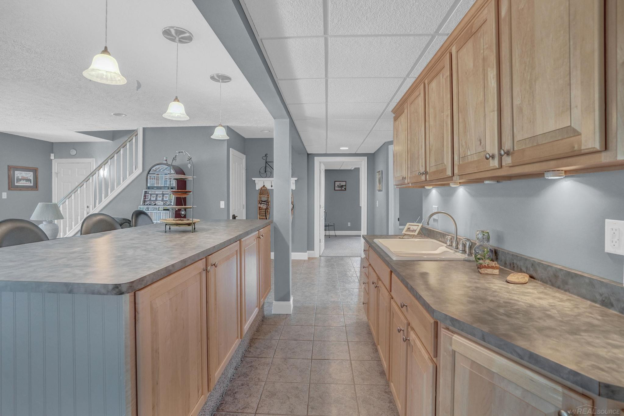 2185 E Houghton Drive, Houghton Lake, MI 48629 — Photo 75
