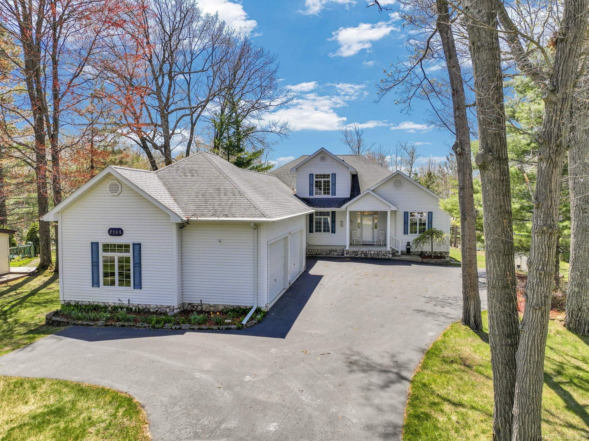 2185 E Houghton Drive, Houghton Lake, MI 48629 — Photo 91