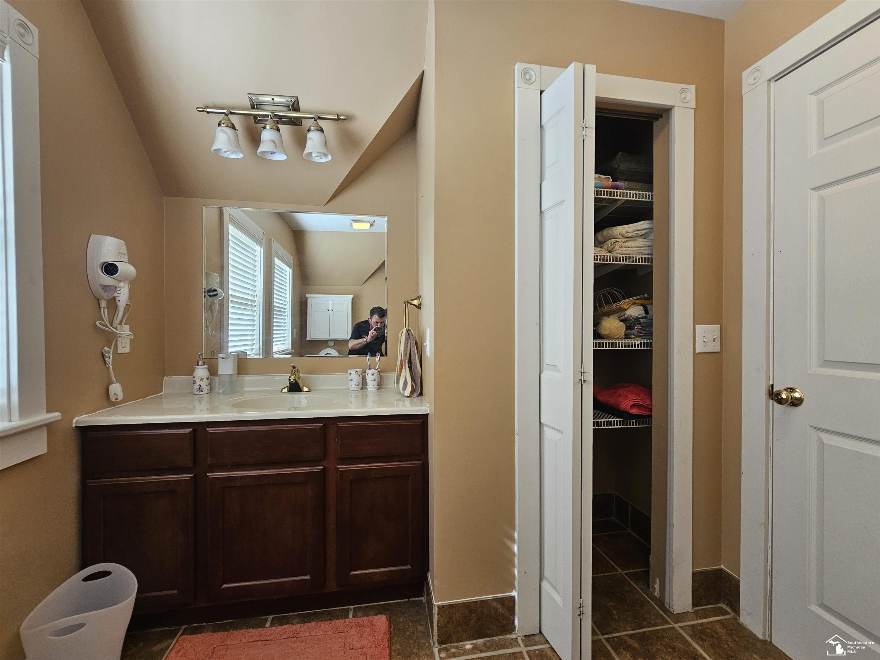 734 White Street, Port Huron, MI 48060 — Photo 48