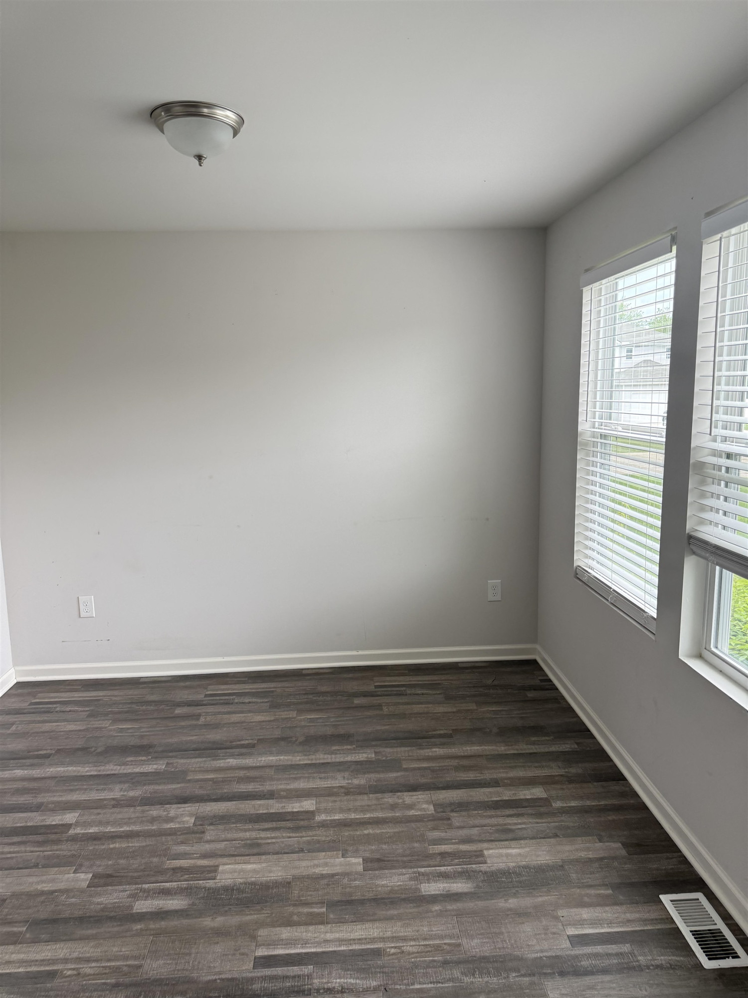 4424 kristina Drive, Grand Blanc, MI 48439 — Photo 2