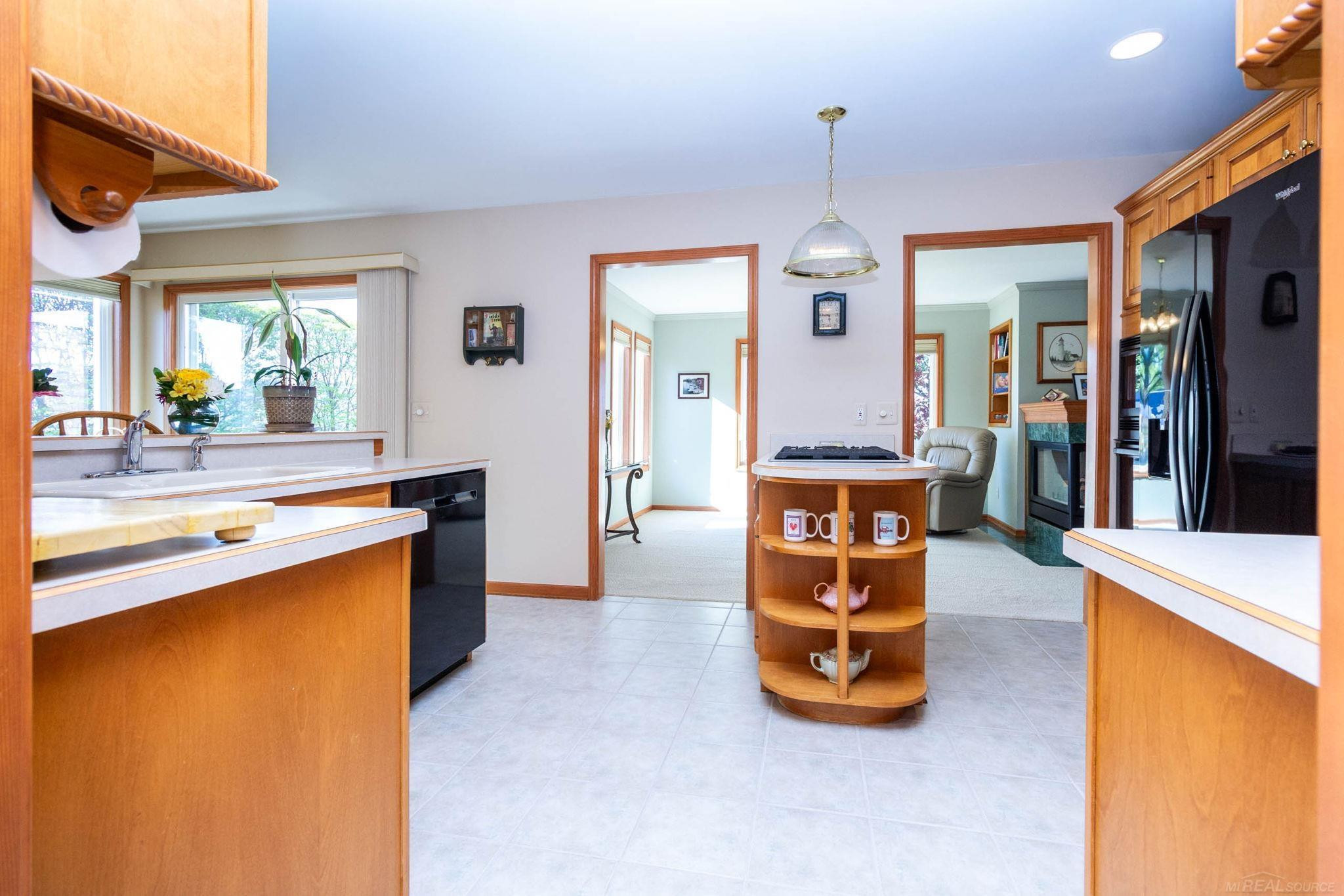 10438 St John Drive, Algonac, MI 48001 — Photo 17