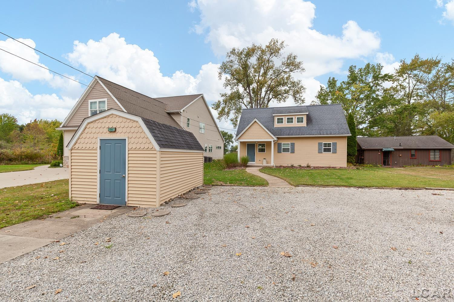 4547 Round Lake Highway, Manitou Beach, MI 49253 — Photo 33