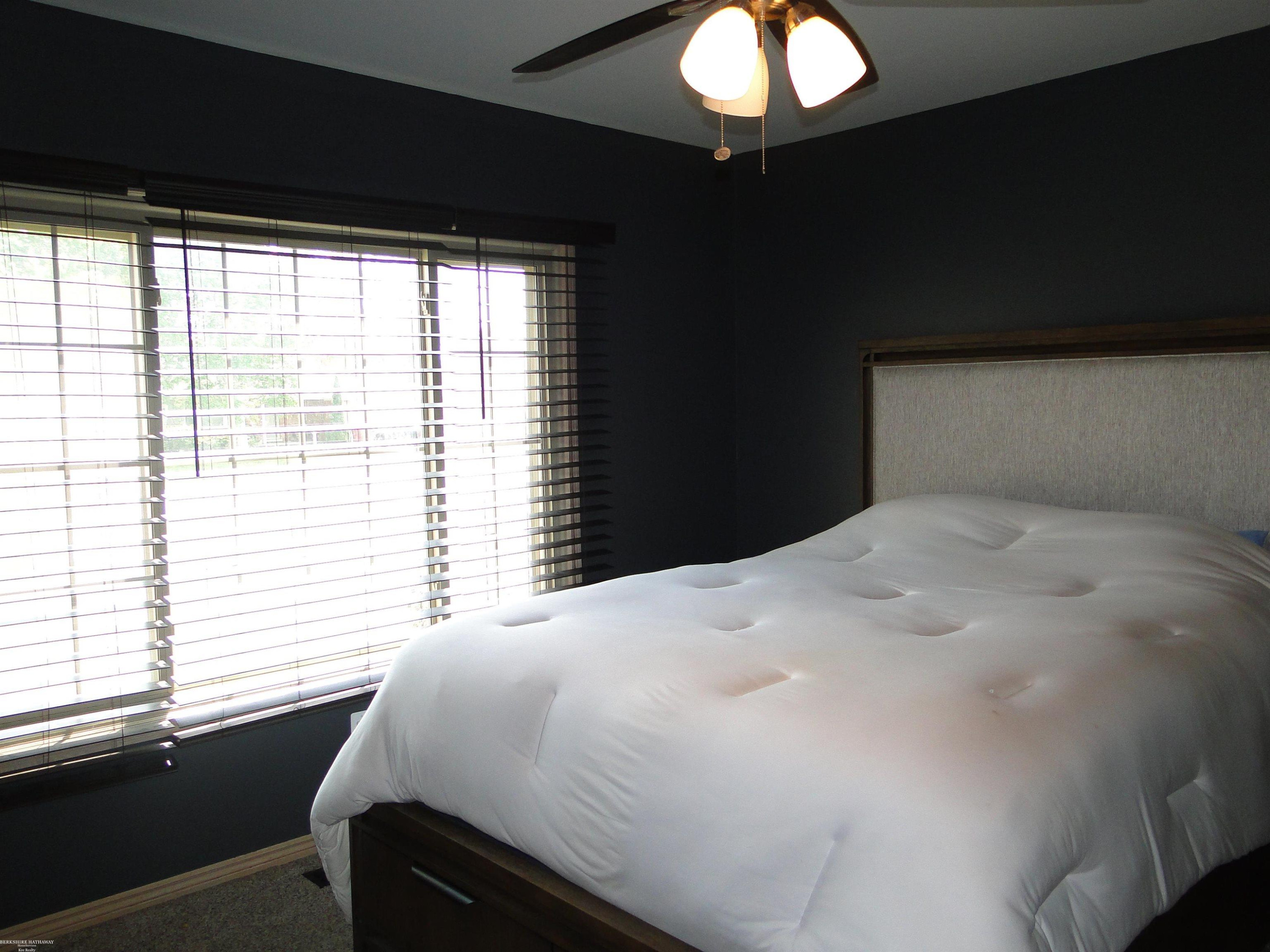 19549 Dixie Drive, Clinton Twp, MI 48035 — Photo 43