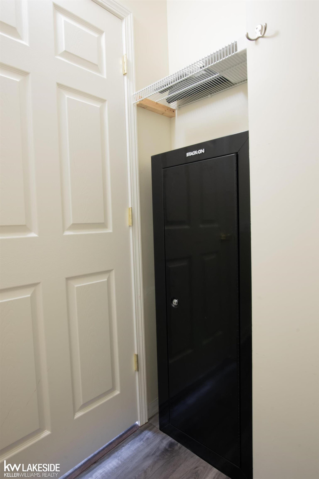 43971 Elm Drive, Sterling Heights, MI 48313 — Photo 12