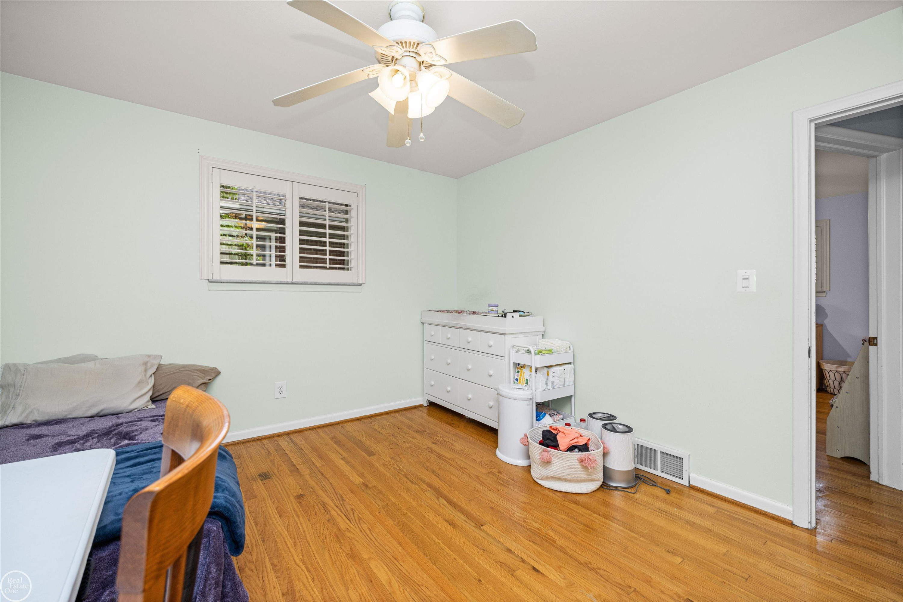21920 Lakeshire Street, Saint Clair Shores, MI 48081 — Photo 20