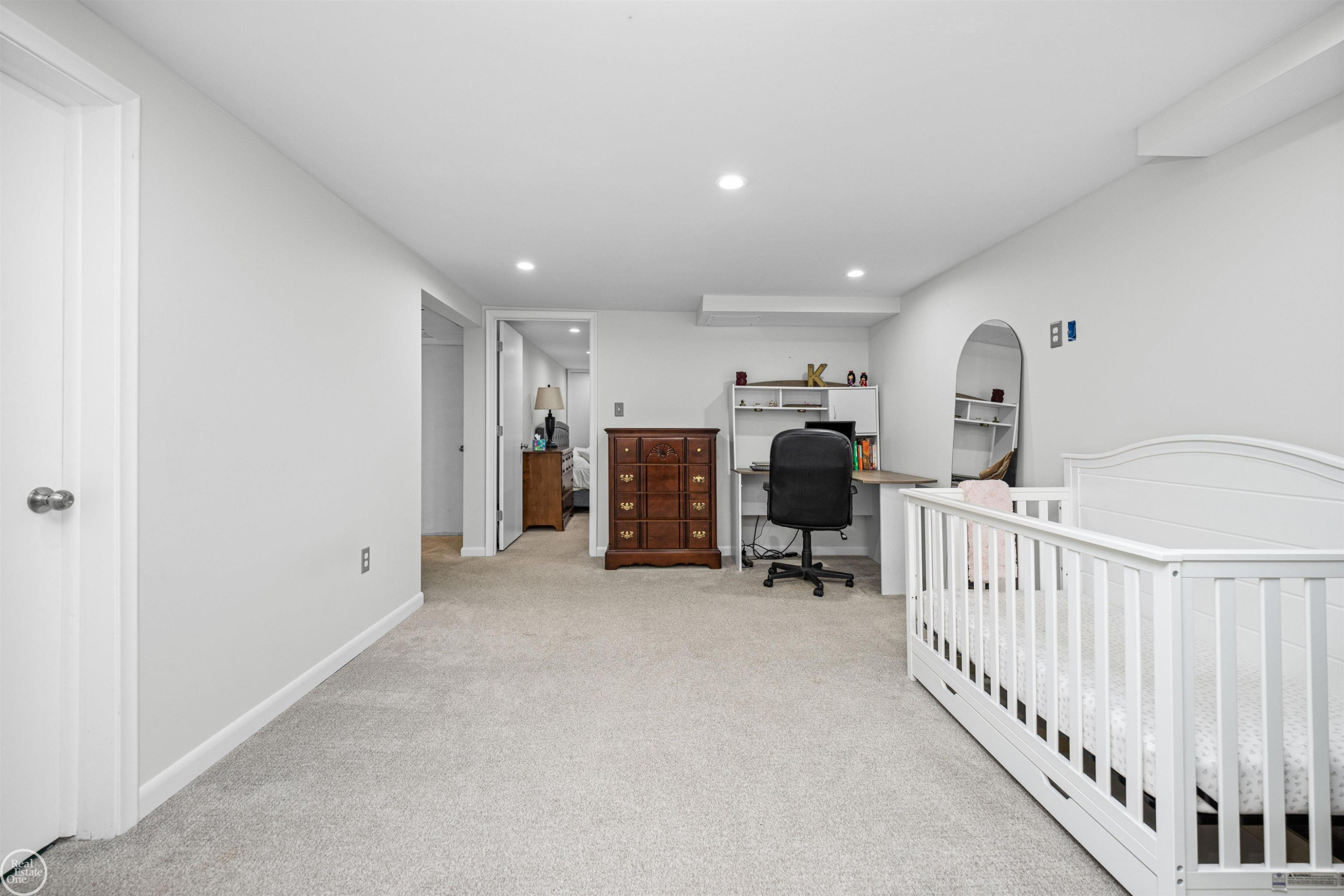 21920 Lakeshire Street, Saint Clair Shores, MI 48081 — Photo 27