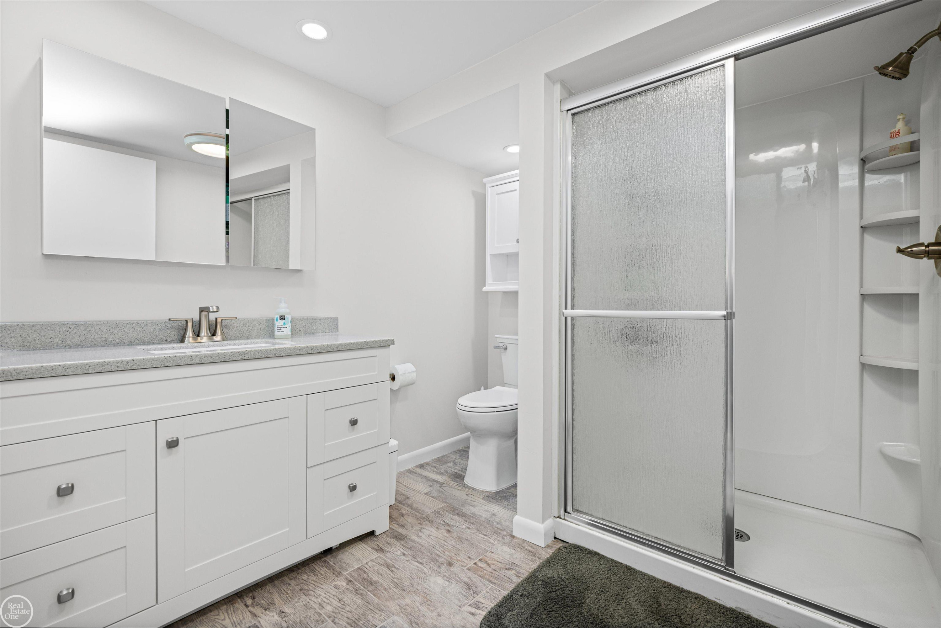 21920 Lakeshire Street, Saint Clair Shores, MI 48081 — Photo 34