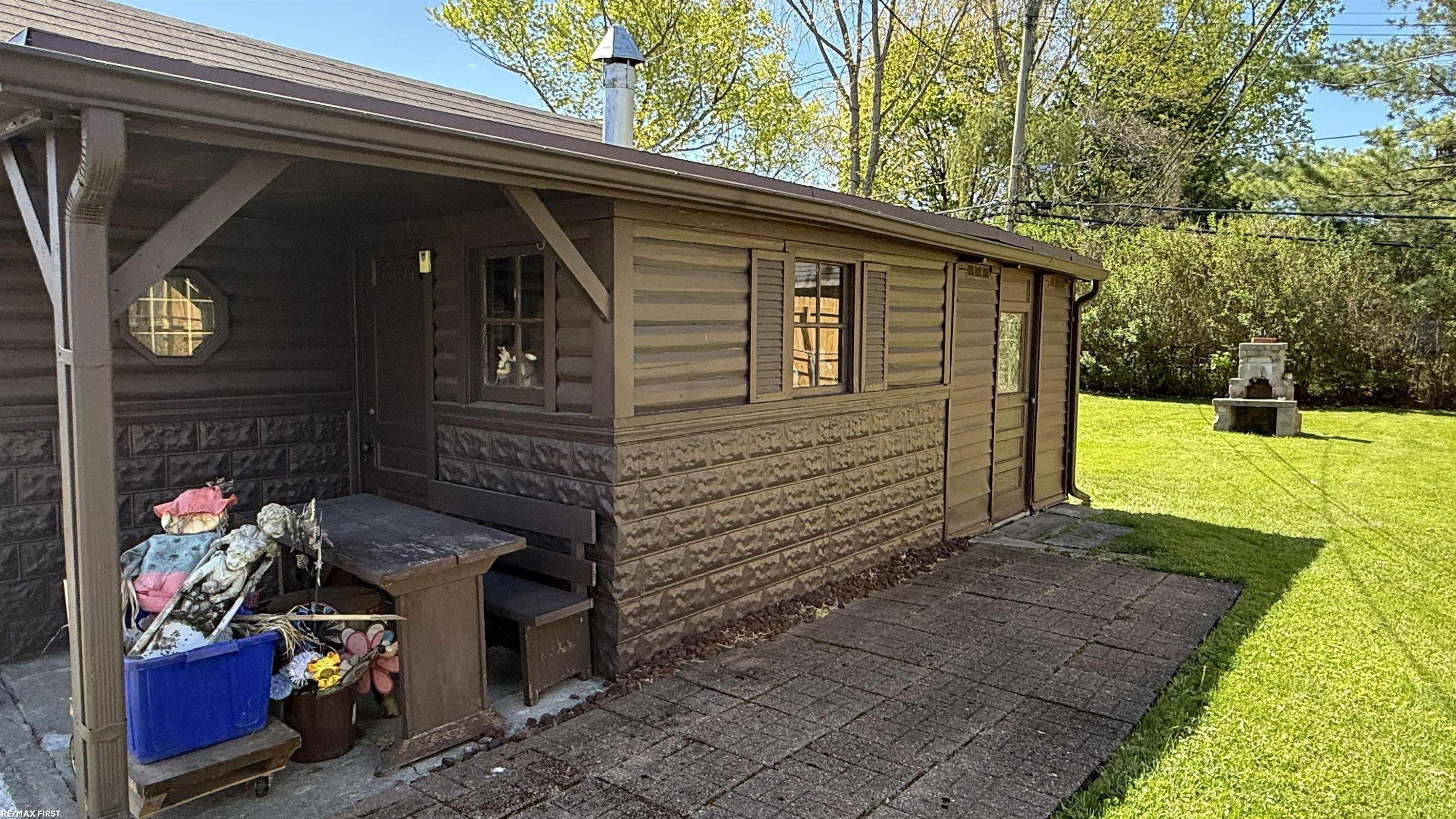 22118 Elizabeth Street, Saint Clair Shores, MI 48080 — Photo 3