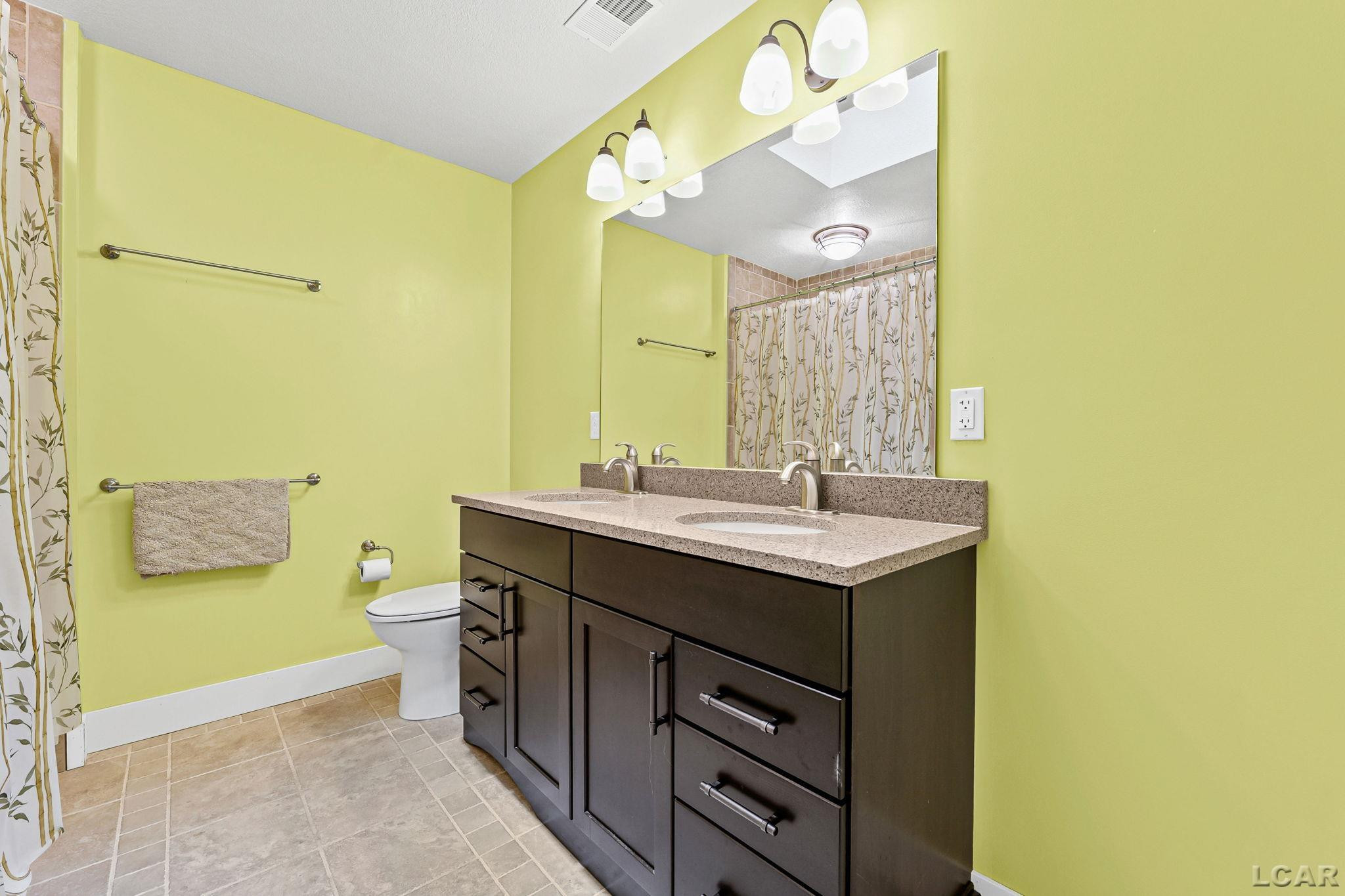 2128 Glenwood Court, Brooklyn, MI 49230 — Photo 21