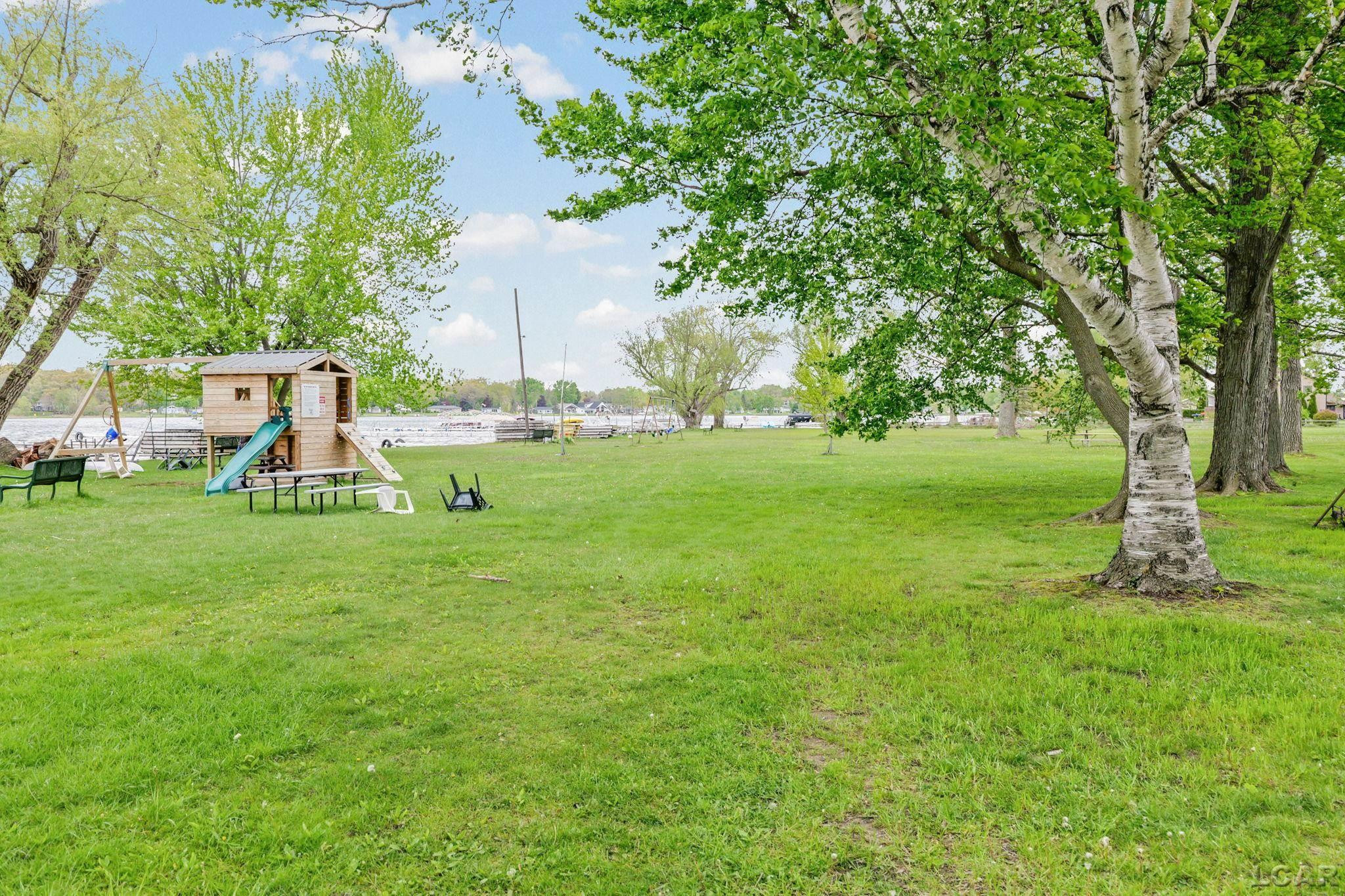 2128 Glenwood Court, Brooklyn, MI 49230 — Photo 29