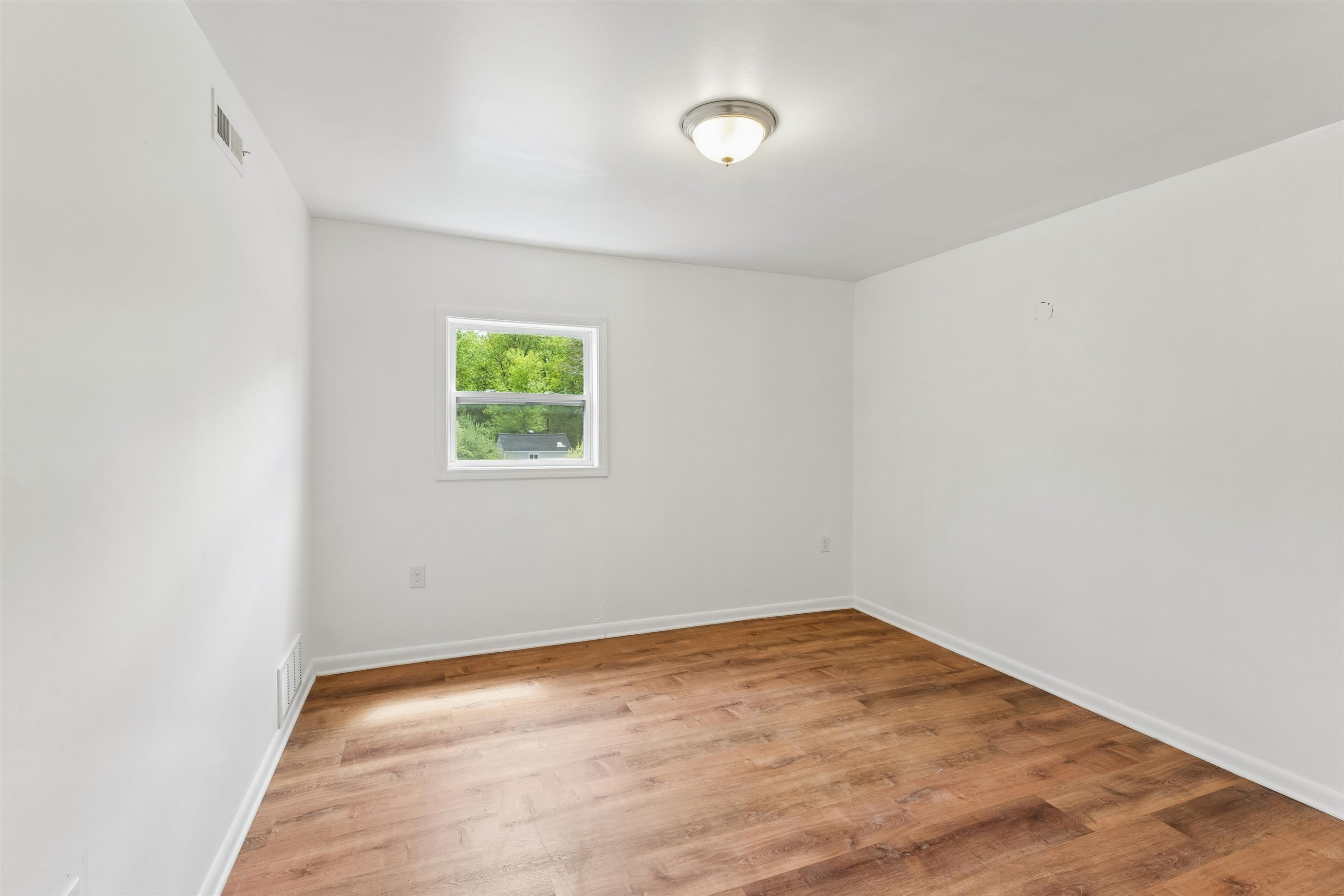 10149 Corunna #1 Road, Swartz Creek, MI 48473 — Photo 10