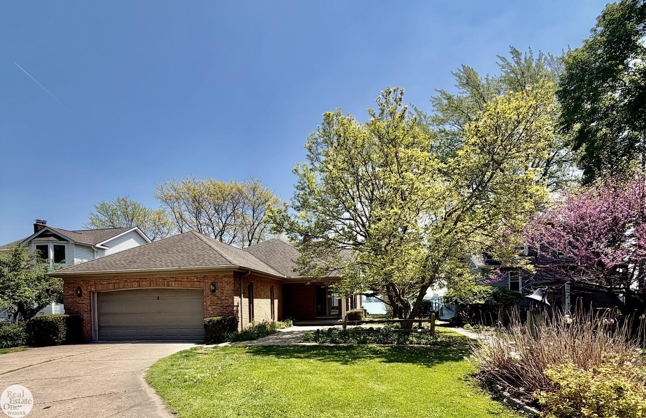 6901 River Road, MI