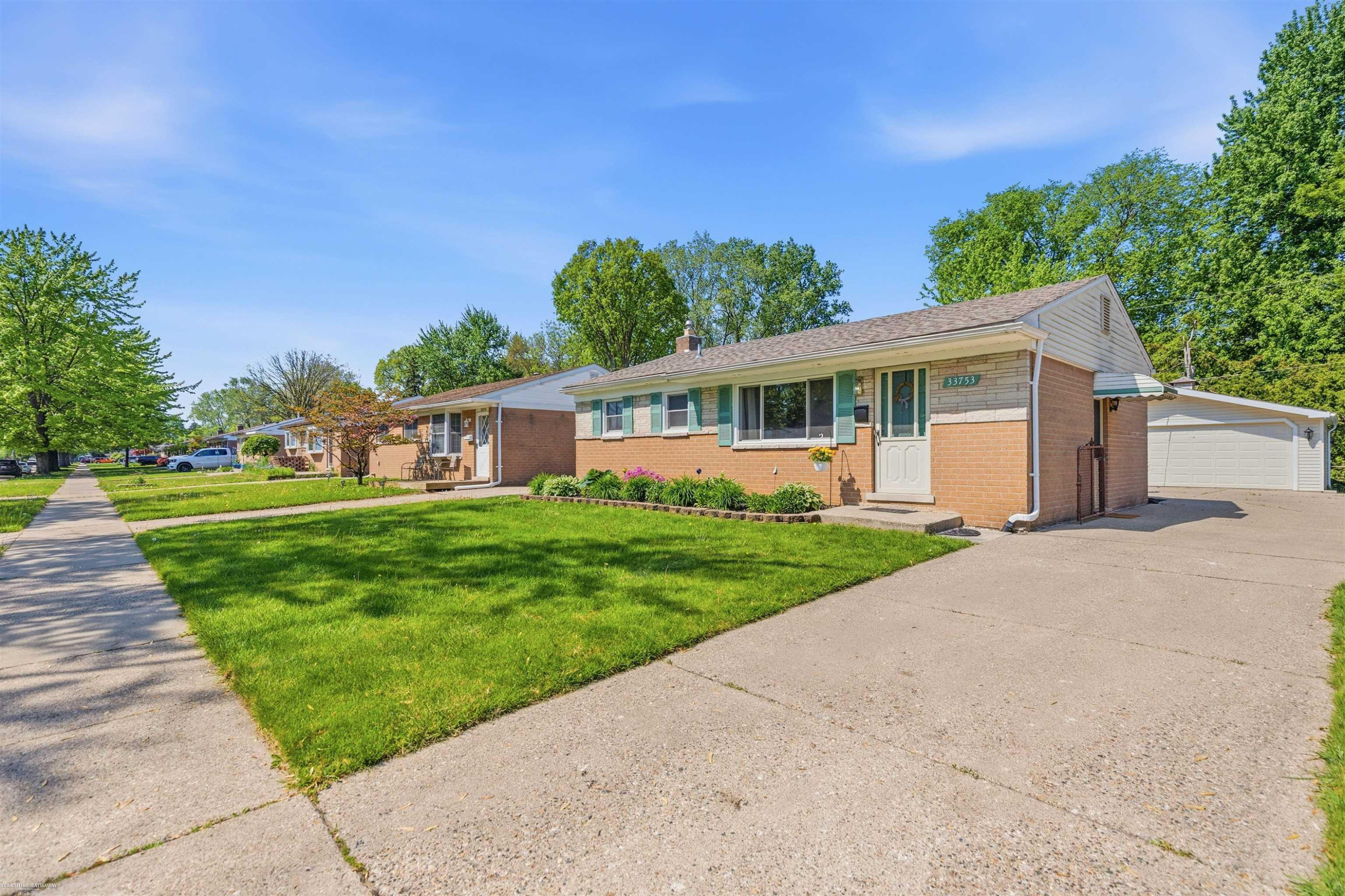 33753 Cheryl Street, Clinton Twp, MI 48035 — Photo 25