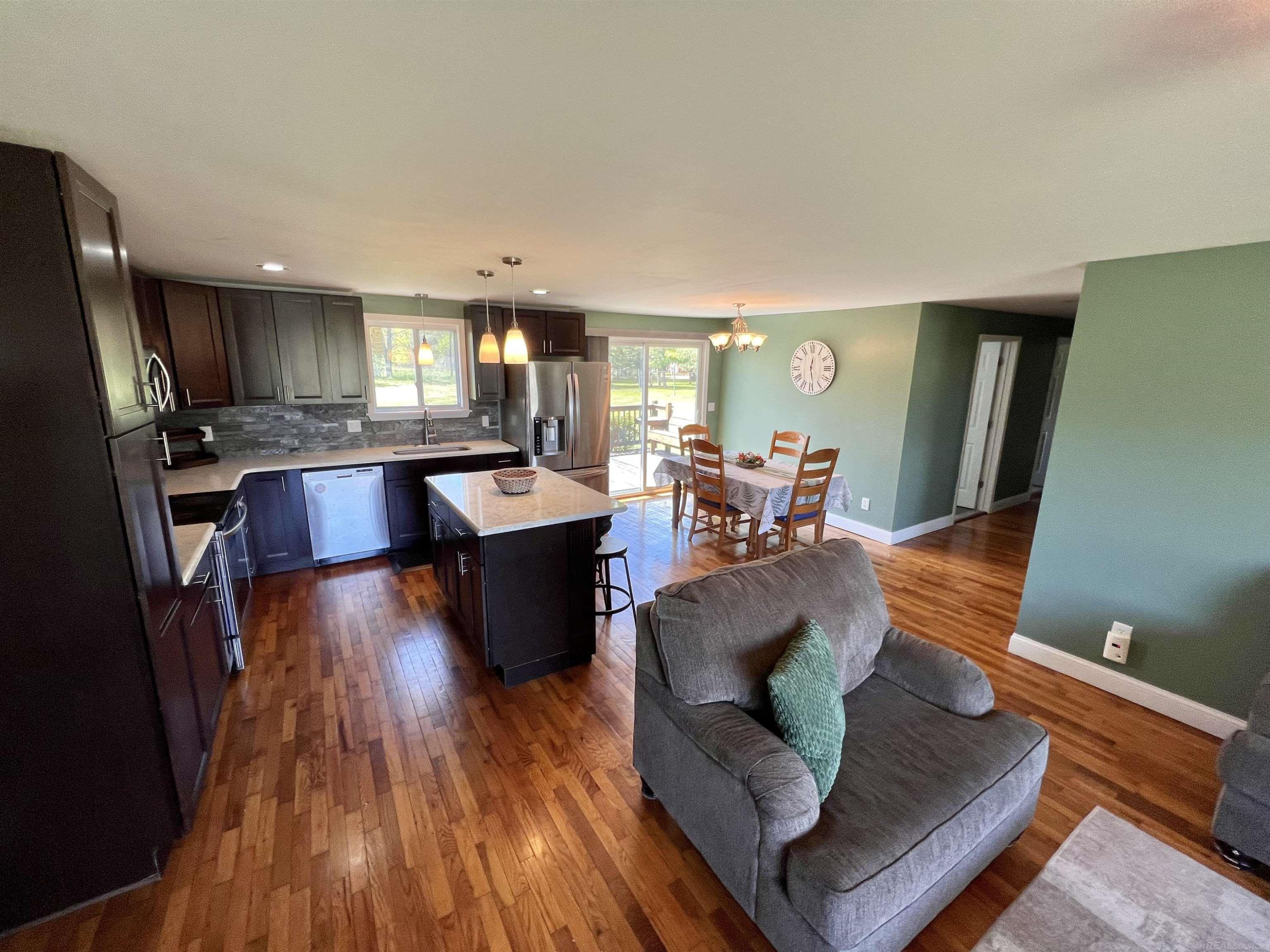 1546 E Birch Run Road, Burt, MI 48417 — Photo 10