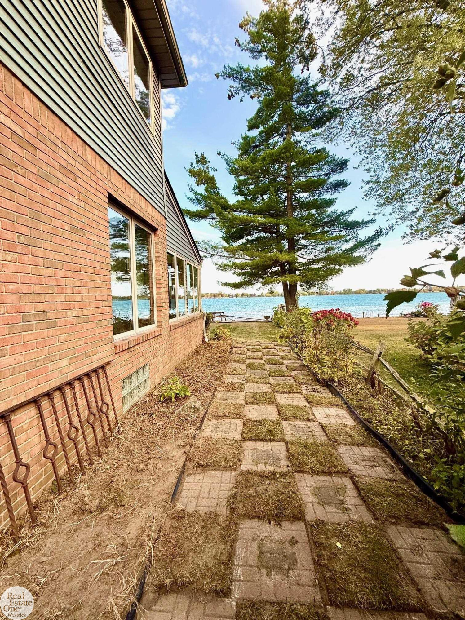 6901 River Road, MI — Photo 54