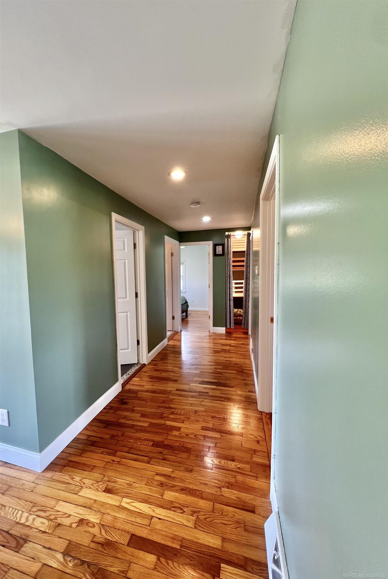 1546 E Birch Run Road, Burt, MI 48417 — Photo 20