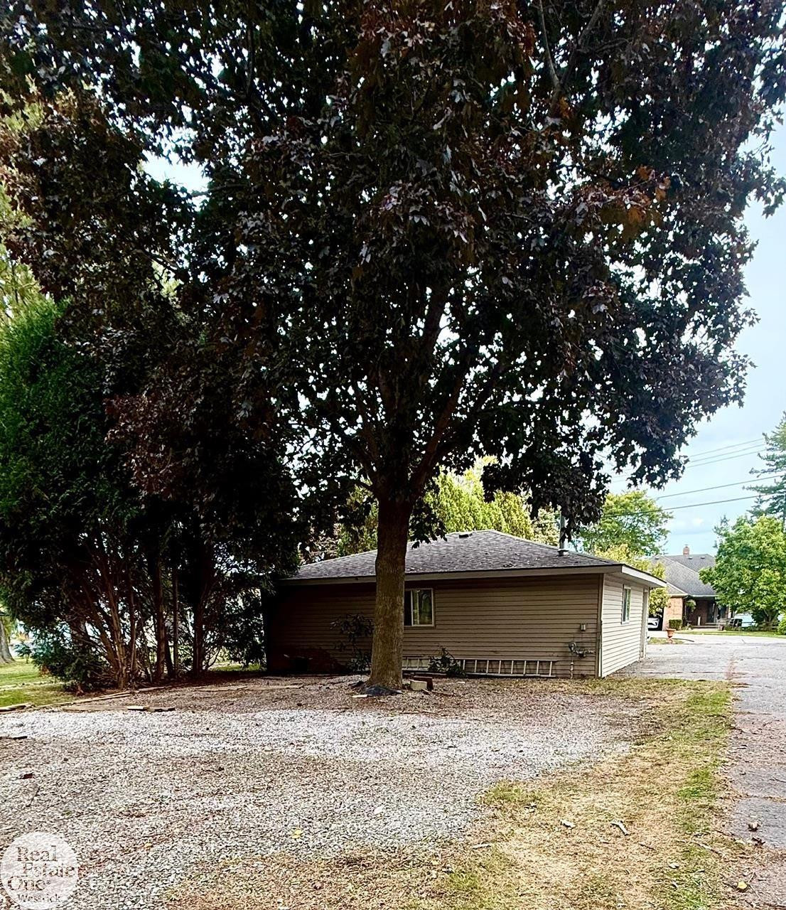 6901 River Road, MI — Photo 55