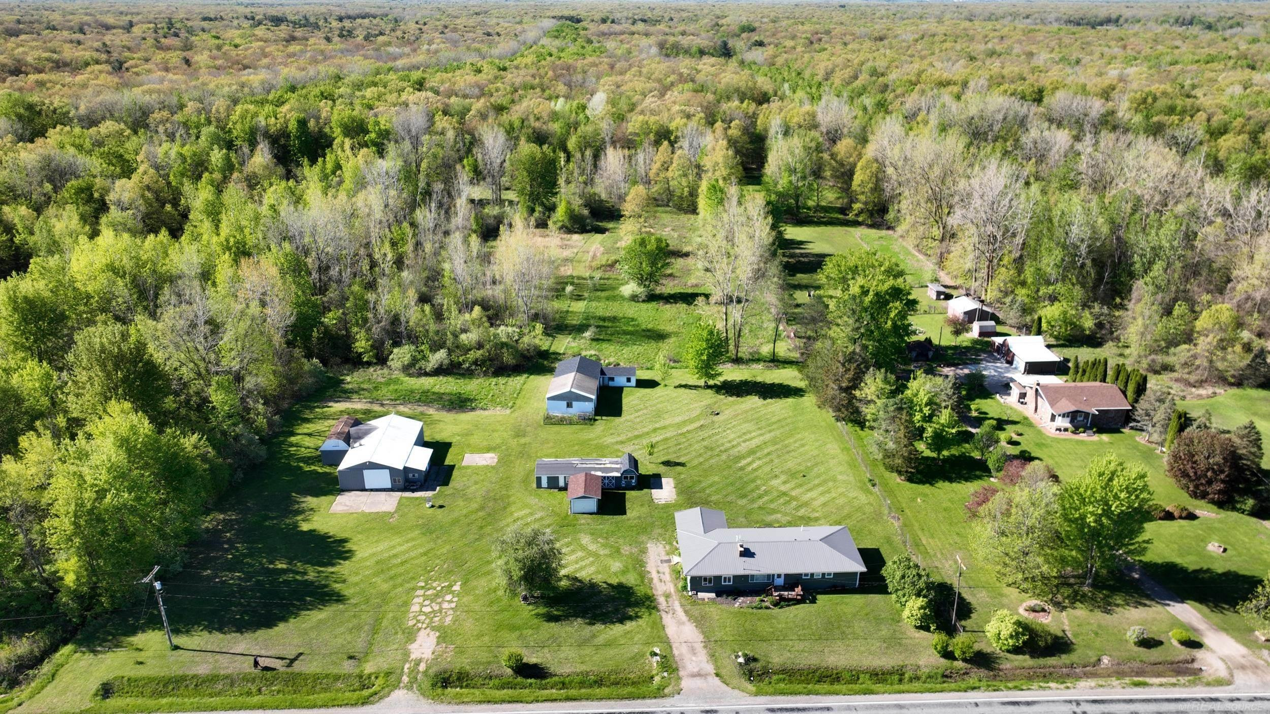 1546 E Birch Run Road, Burt, MI 48417 — Photo 39