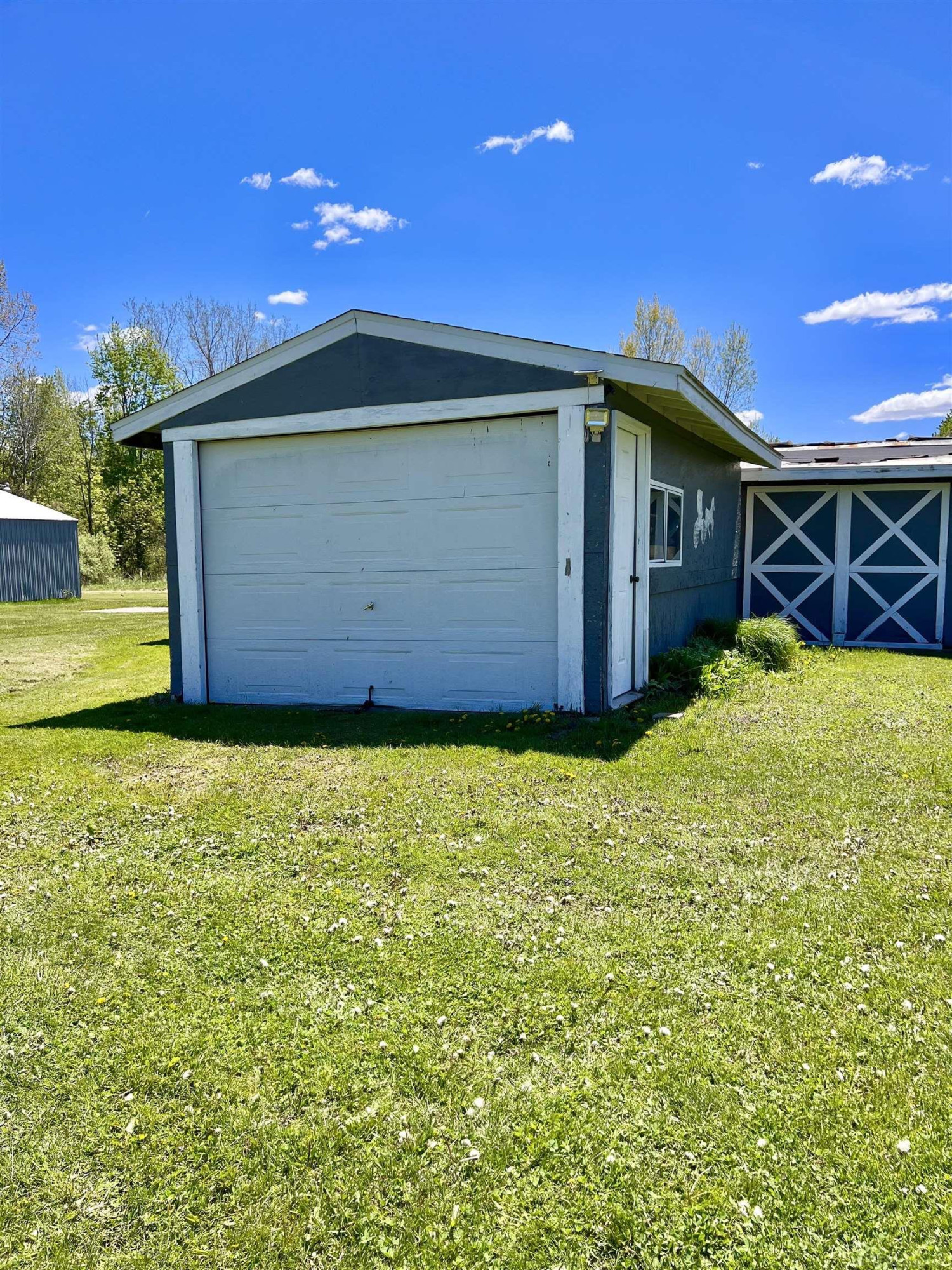1546 E Birch Run Road, Burt, MI 48417 — Photo 53