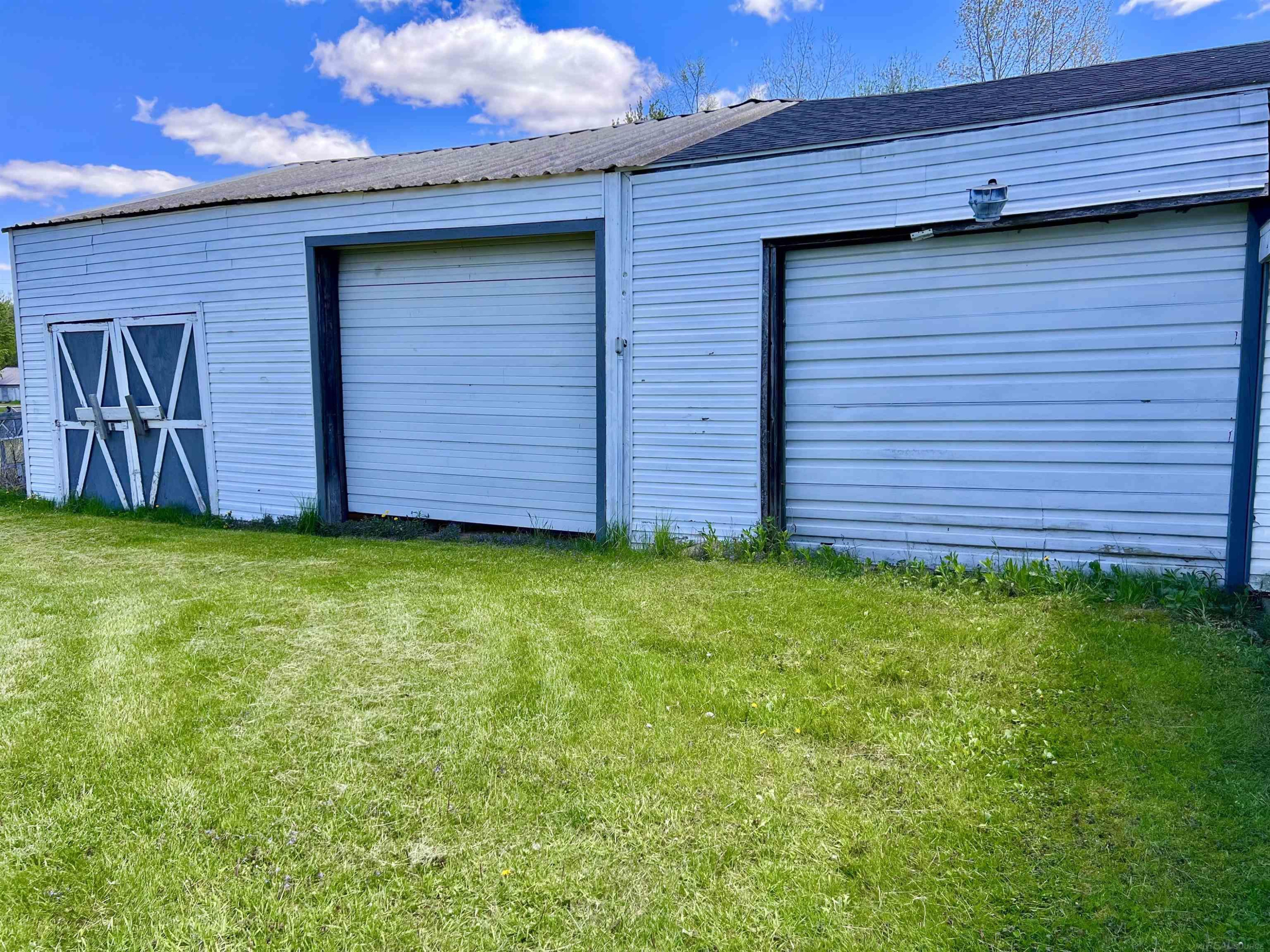 1546 E Birch Run Road, Burt, MI 48417 — Photo 59