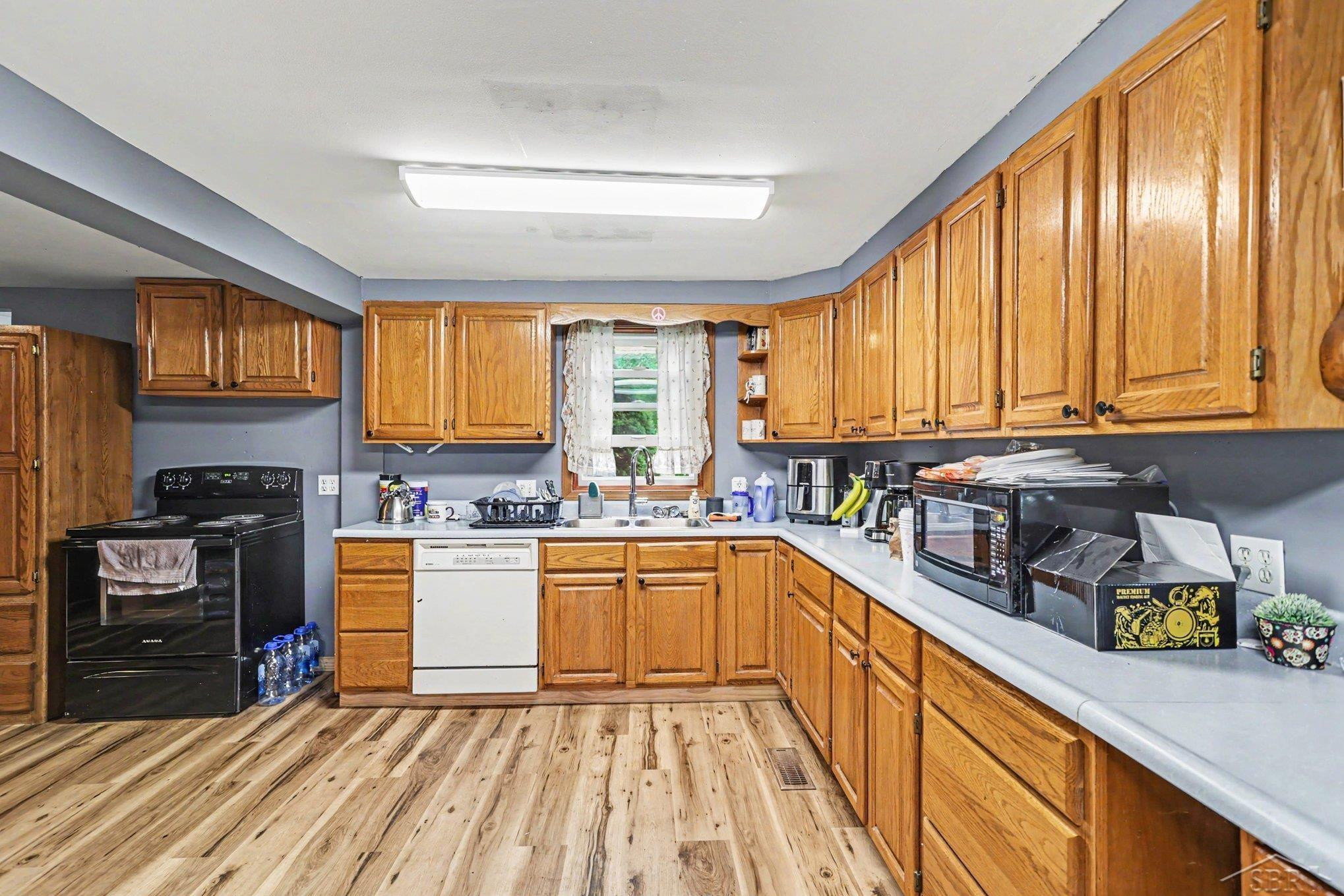 536 Warren Road, Coldwater, MI 49036 — Photo 7