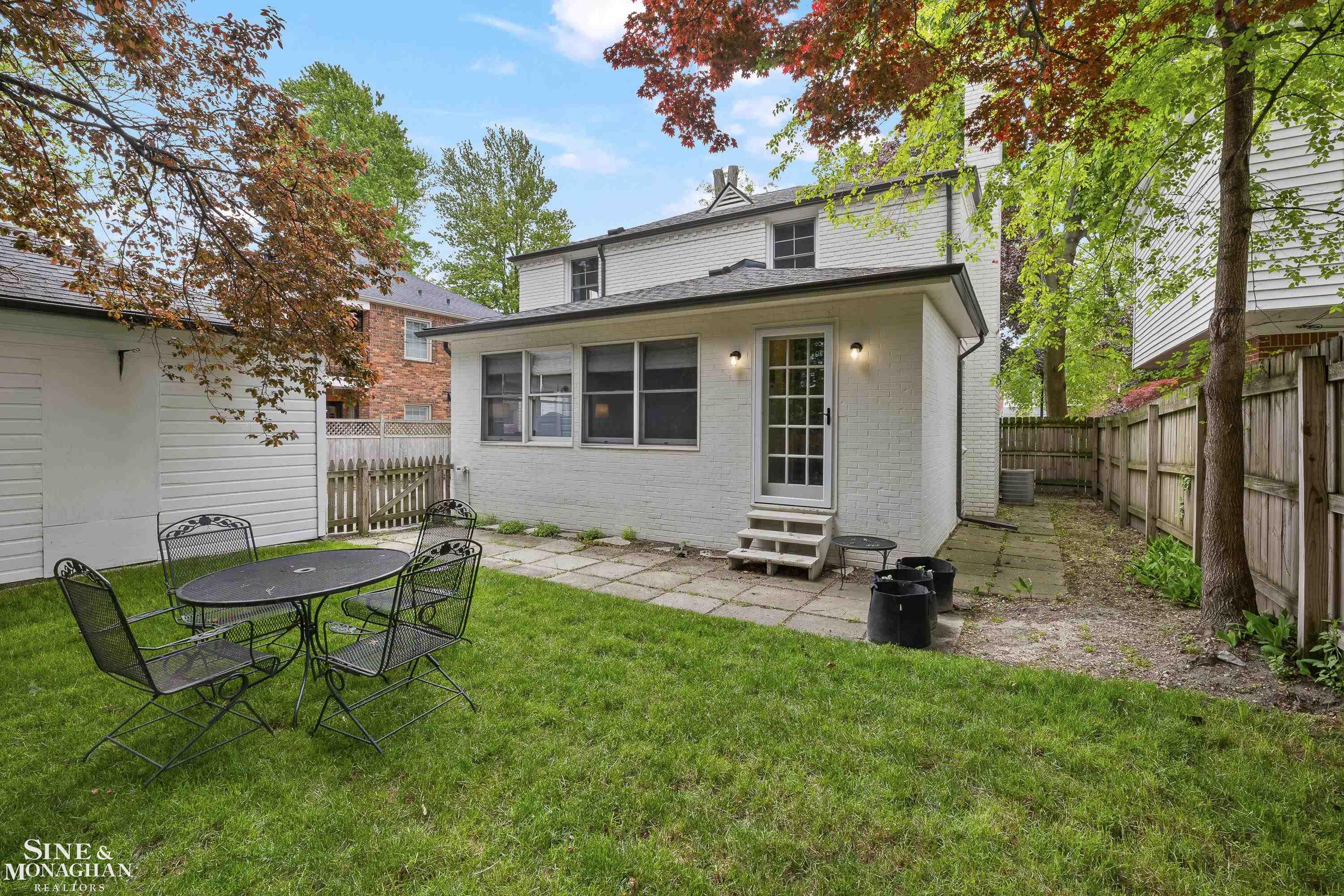 106 Meadow Lane, Grosse Pointe Farms, MI 48236 — Photo 39