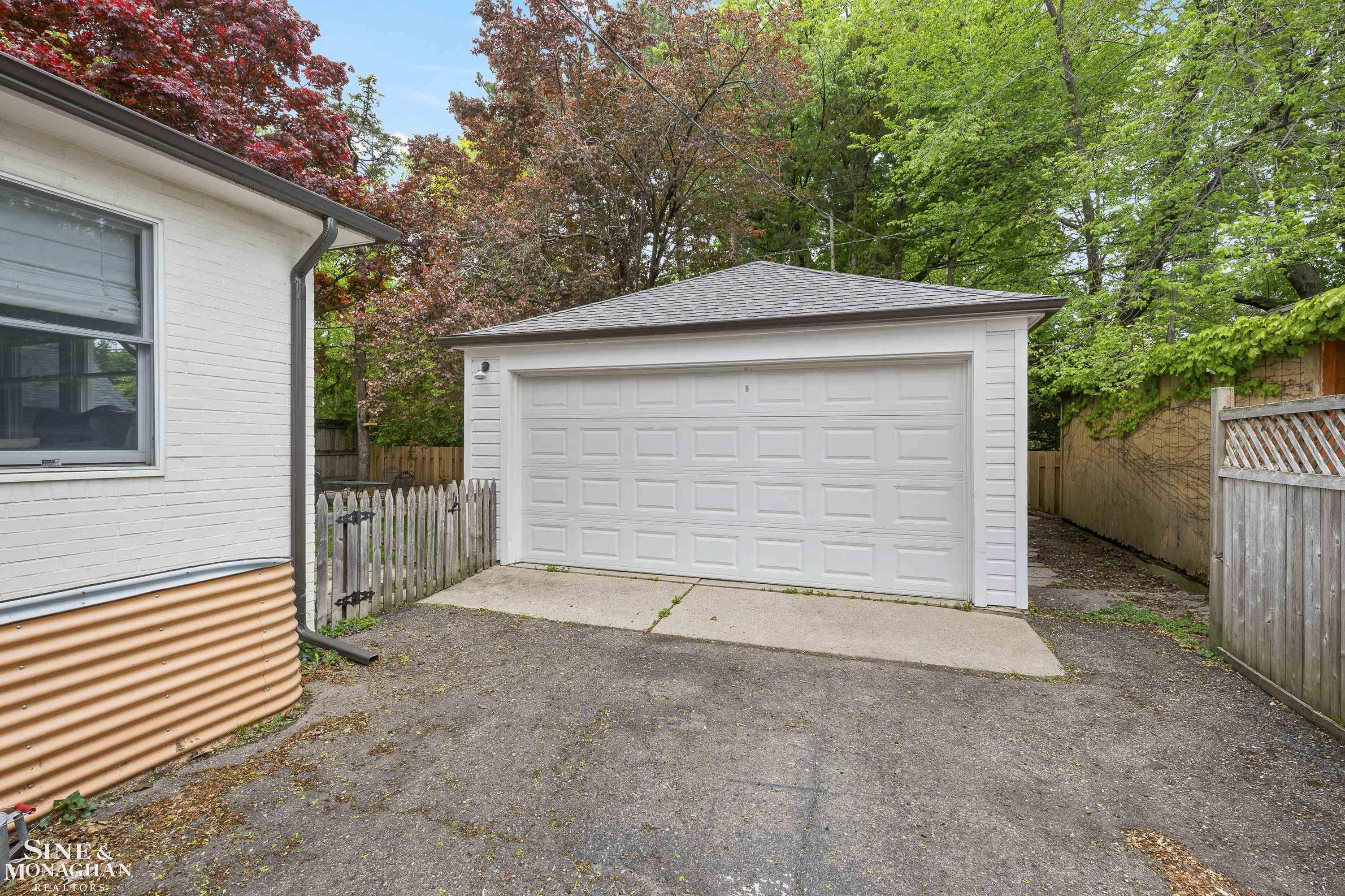 106 Meadow Lane, Grosse Pointe Farms, MI 48236 — Photo 40