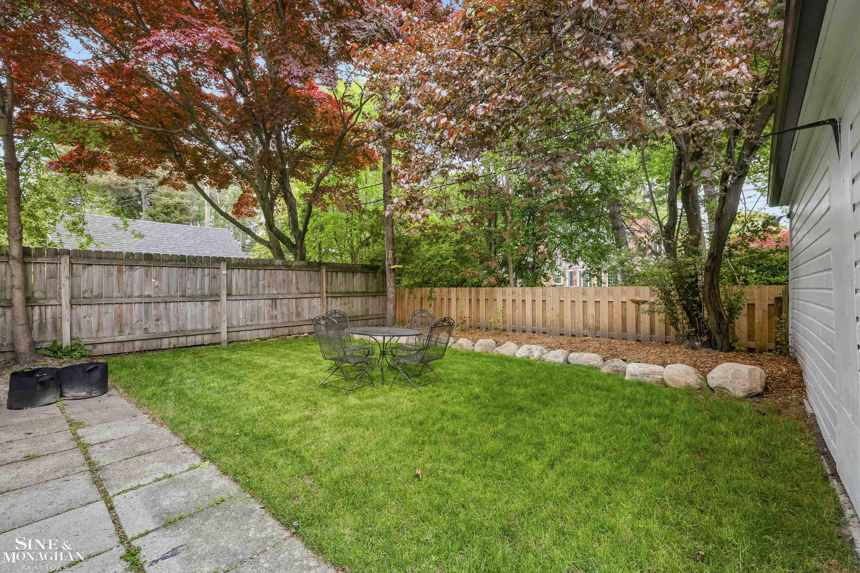 106 Meadow Lane, Grosse Pointe Farms, MI 48236 — Photo 41