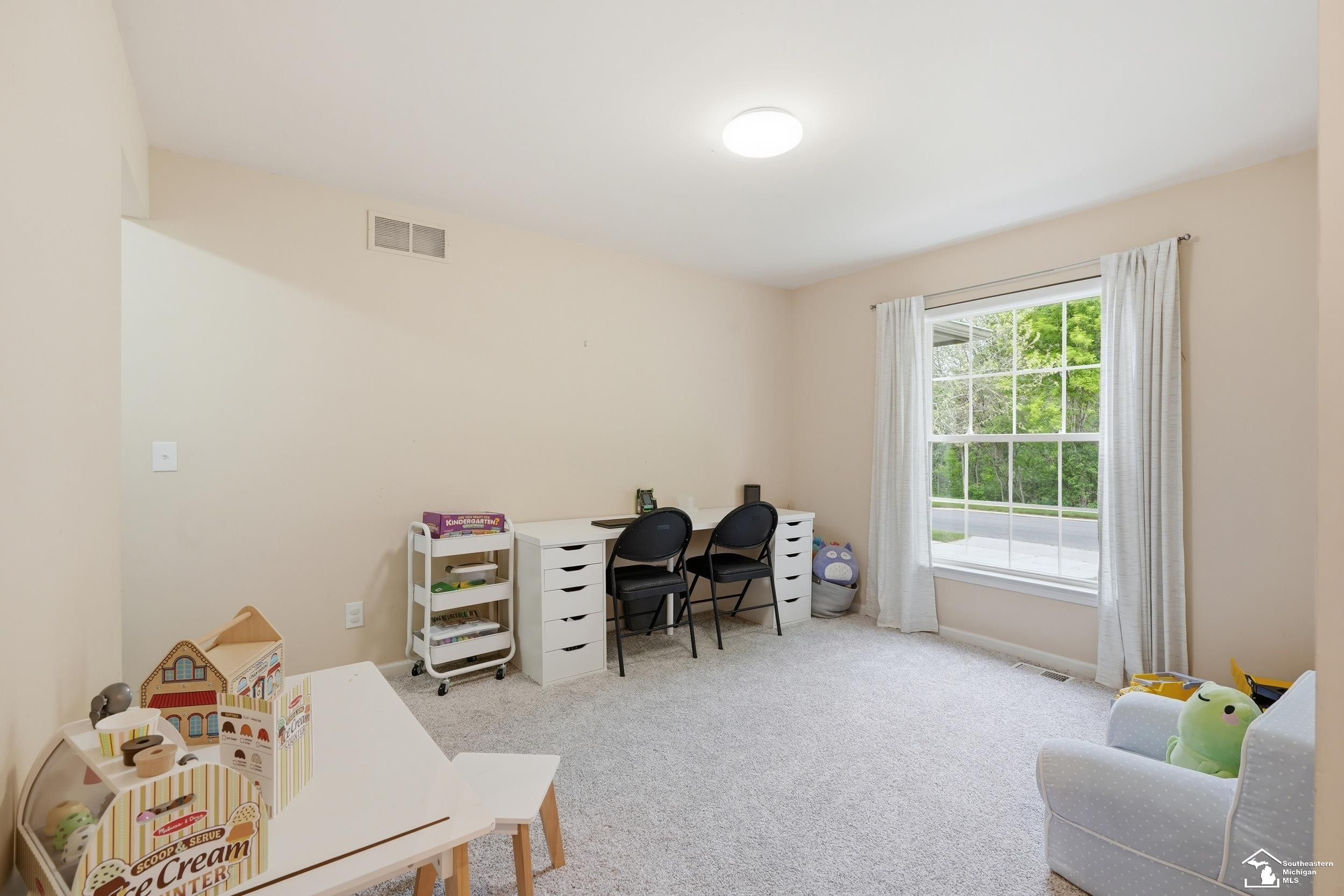 8437 Parkridge Drive, Dexter, MI 48130 — Photo 23