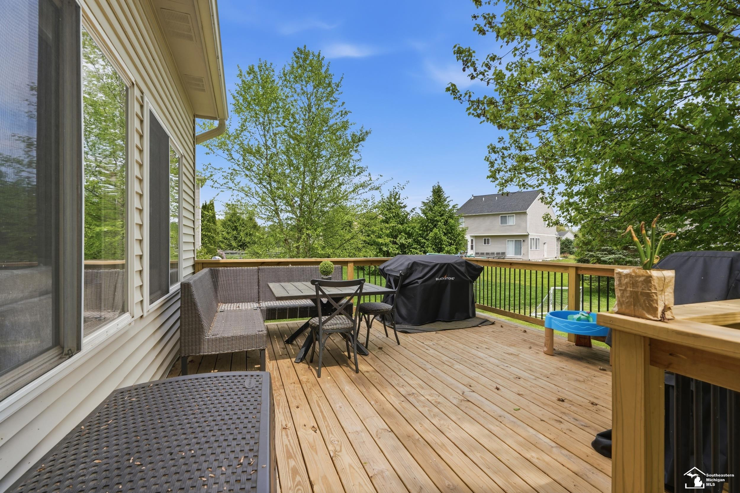 8437 Parkridge Drive, Dexter, MI 48130 — Photo 43