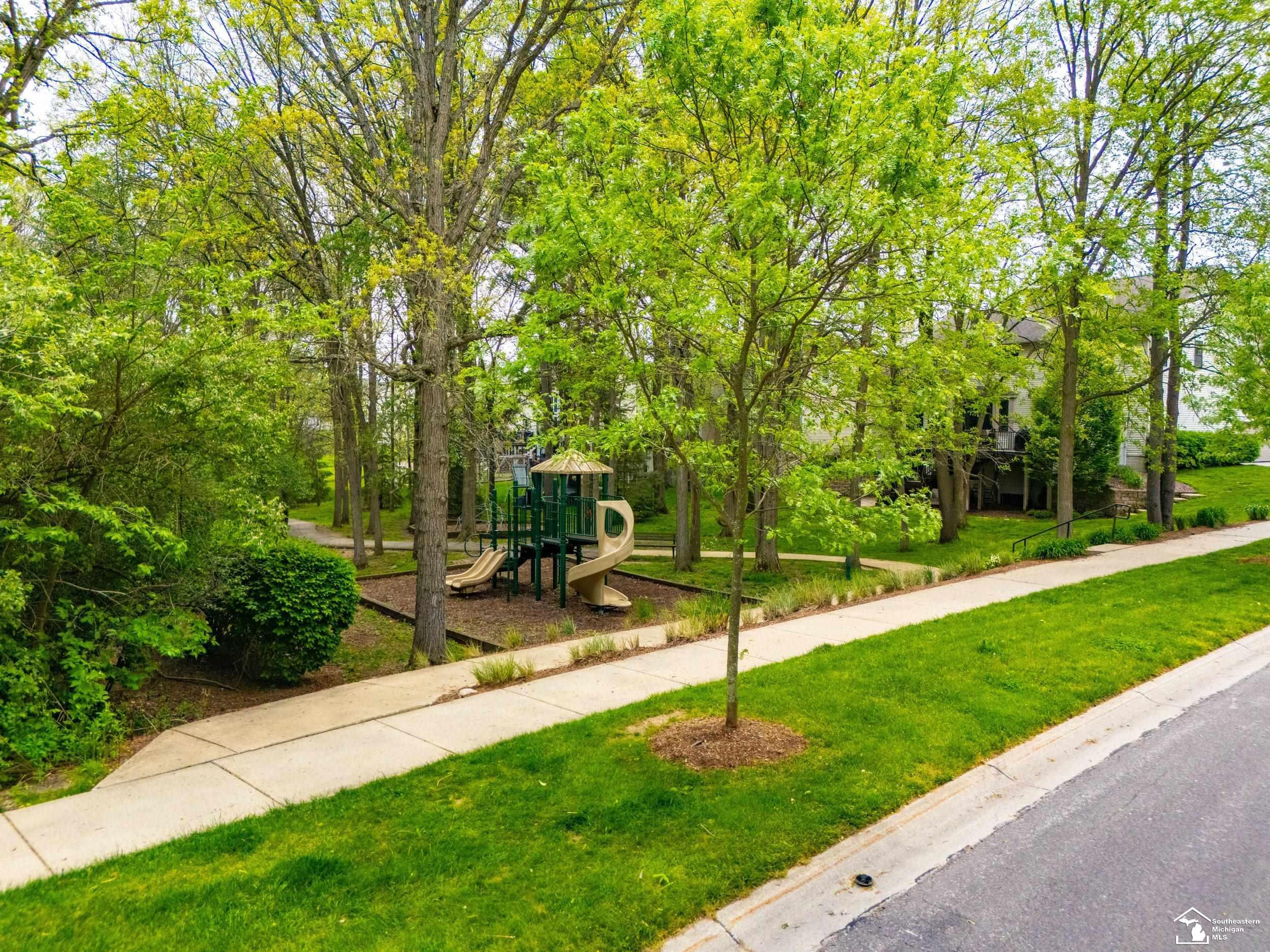 8437 Parkridge Drive, Dexter, MI 48130 — Photo 56