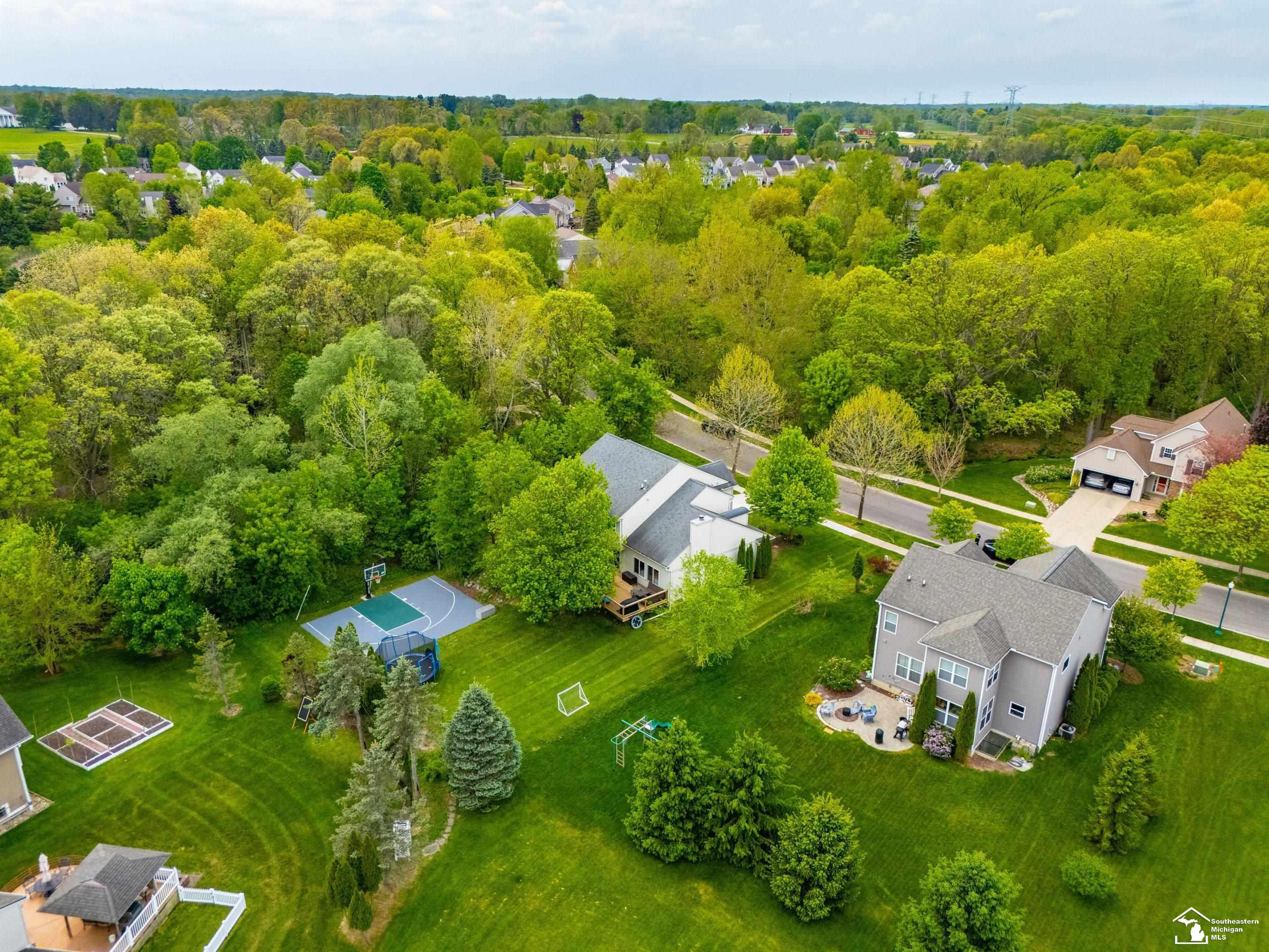 8437 Parkridge Drive, Dexter, MI 48130 — Photo 61