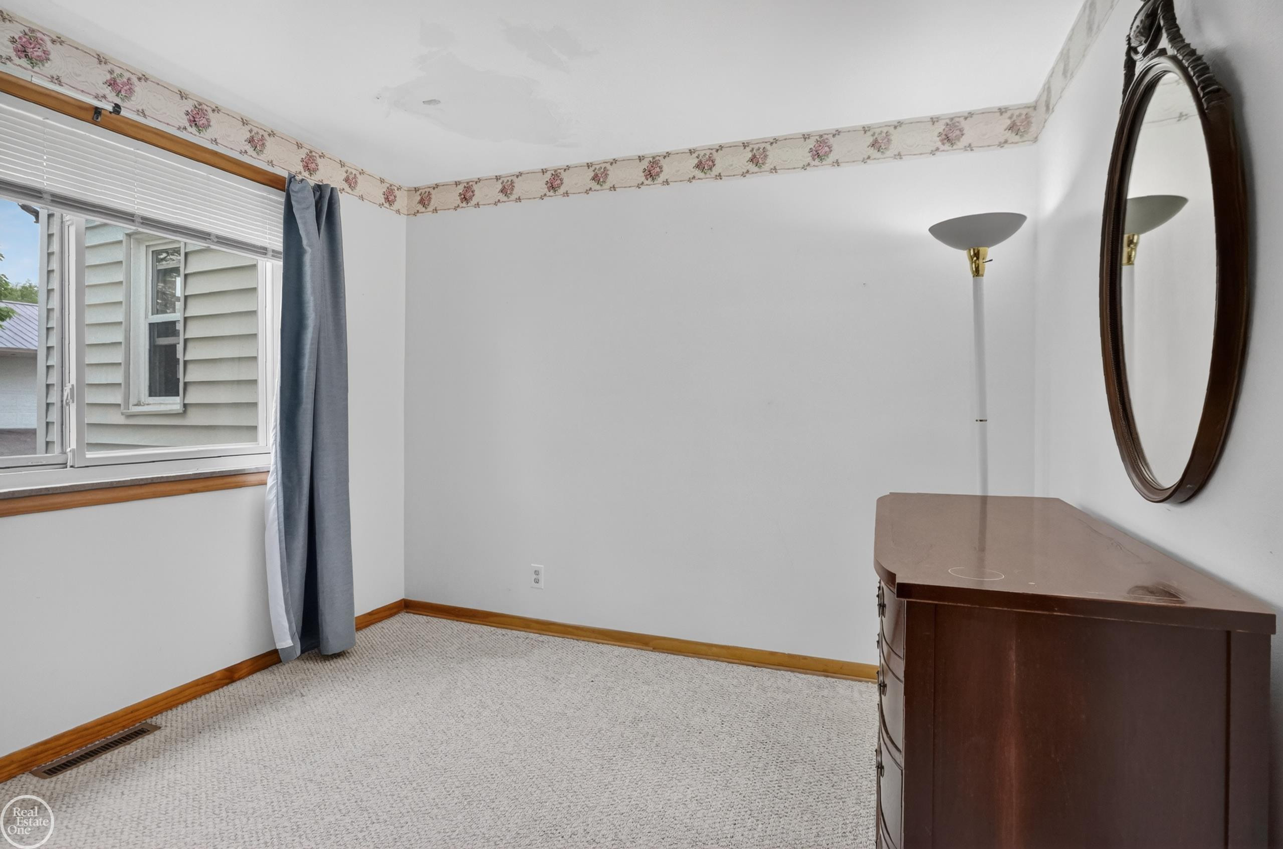664 Sunrise Park Street, Howell, MI 48843 — Photo 17
