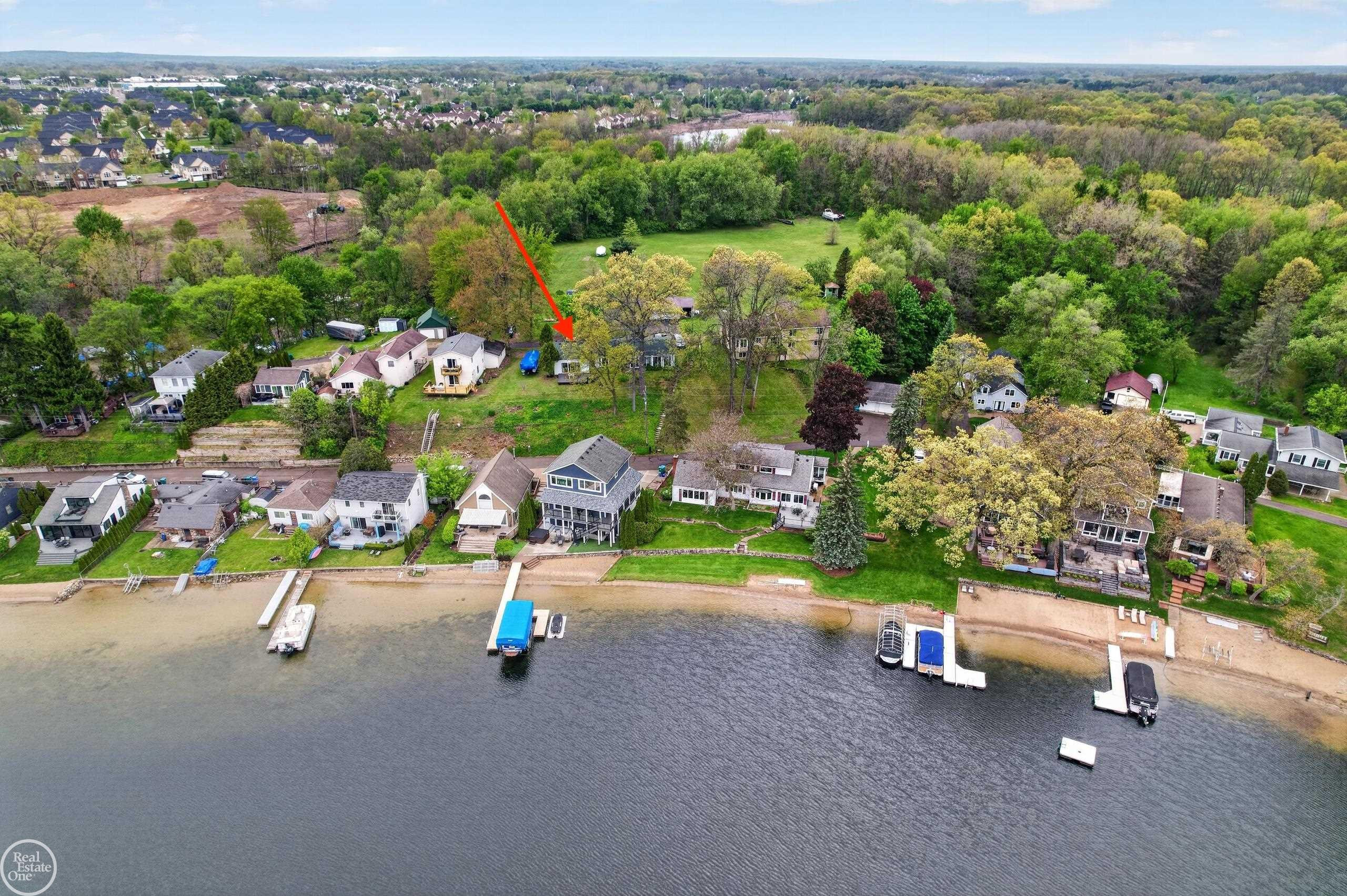 664 Sunrise Park Street, Howell, MI 48843 — Photo 33
