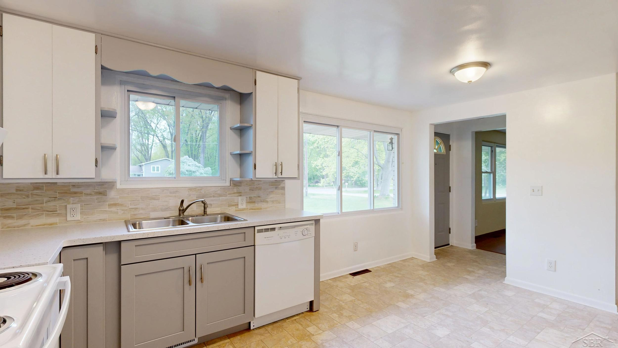50 N Orlo Road, Midland, MI 48640 — Photo 9