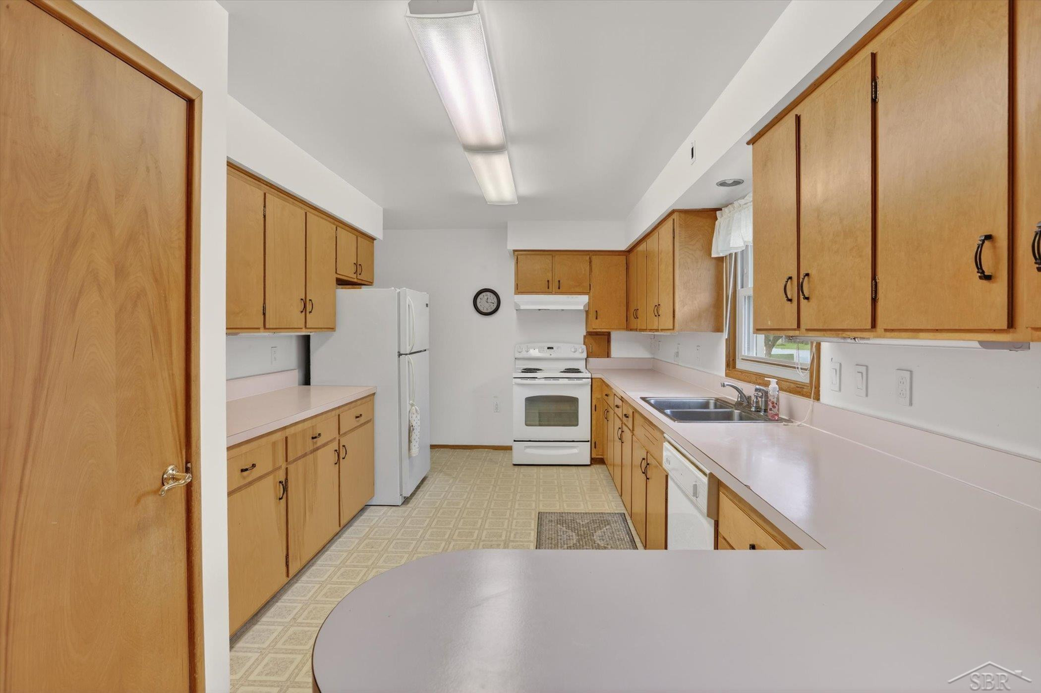 1603 Clover Lane, Midland, MI 48640 — Photo 8