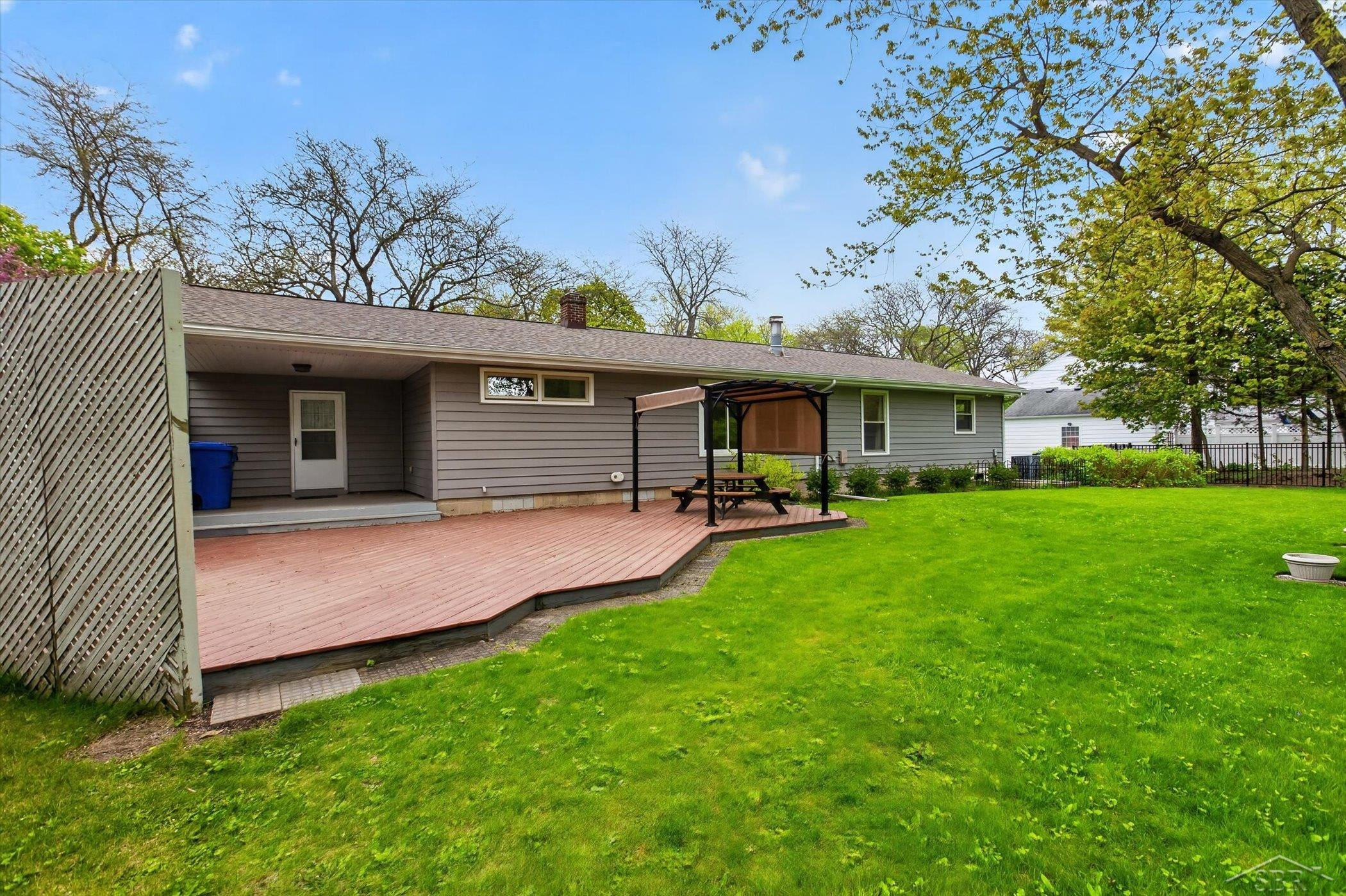 1603 Clover Lane, Midland, MI 48640 — Photo 38
