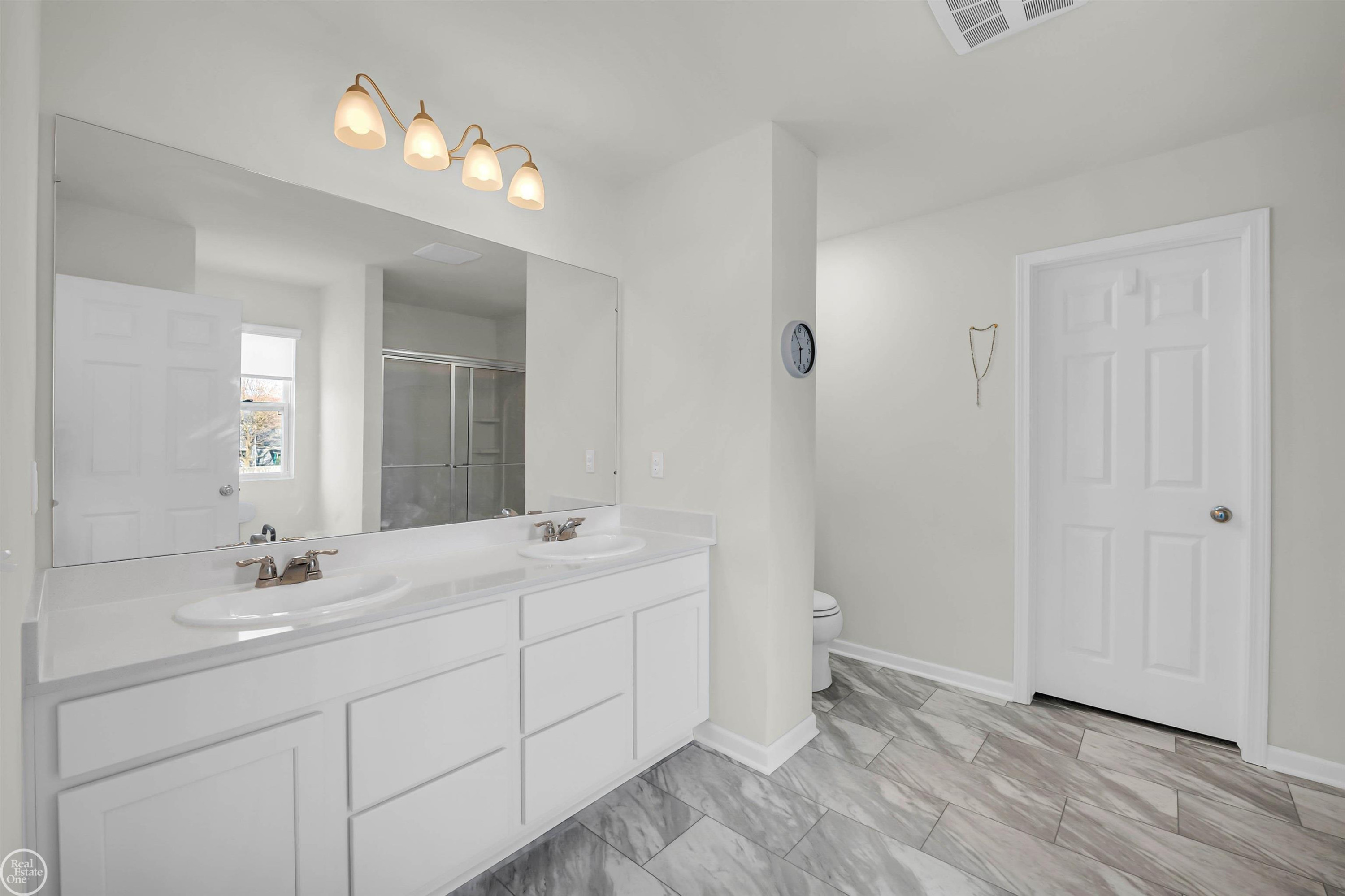 54470 Heron Circle, New Baltimore, MI 48047 — Photo 24