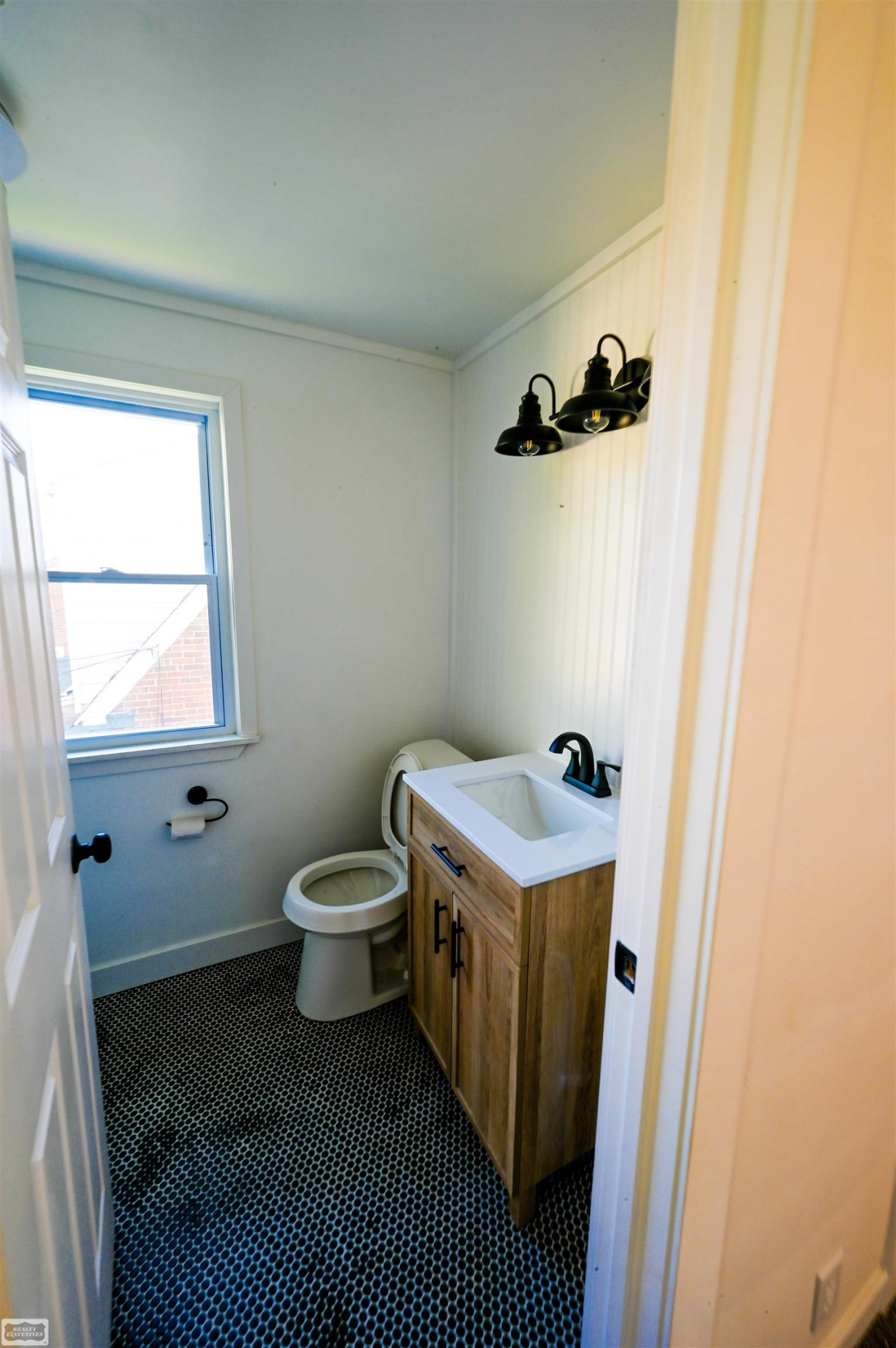 15829 Minock Street, Detroit, MI 48223 — Photo 9