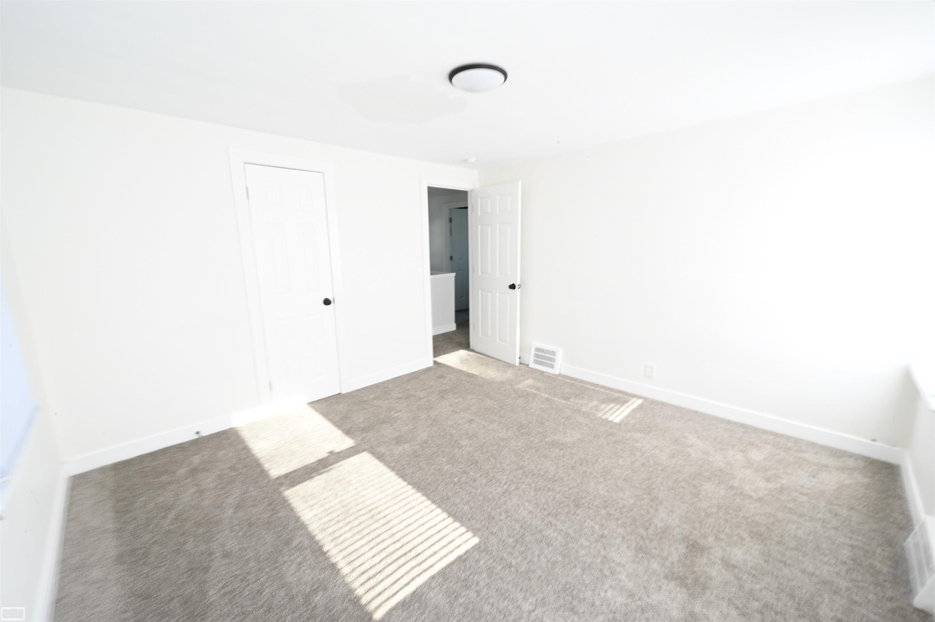 15829 Minock Street, Detroit, MI 48223 — Photo 17