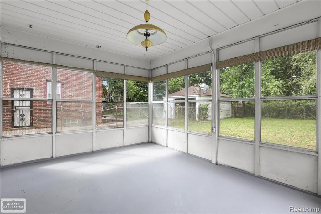 15829 Minock Street, Detroit, MI 48223 — Photo 26