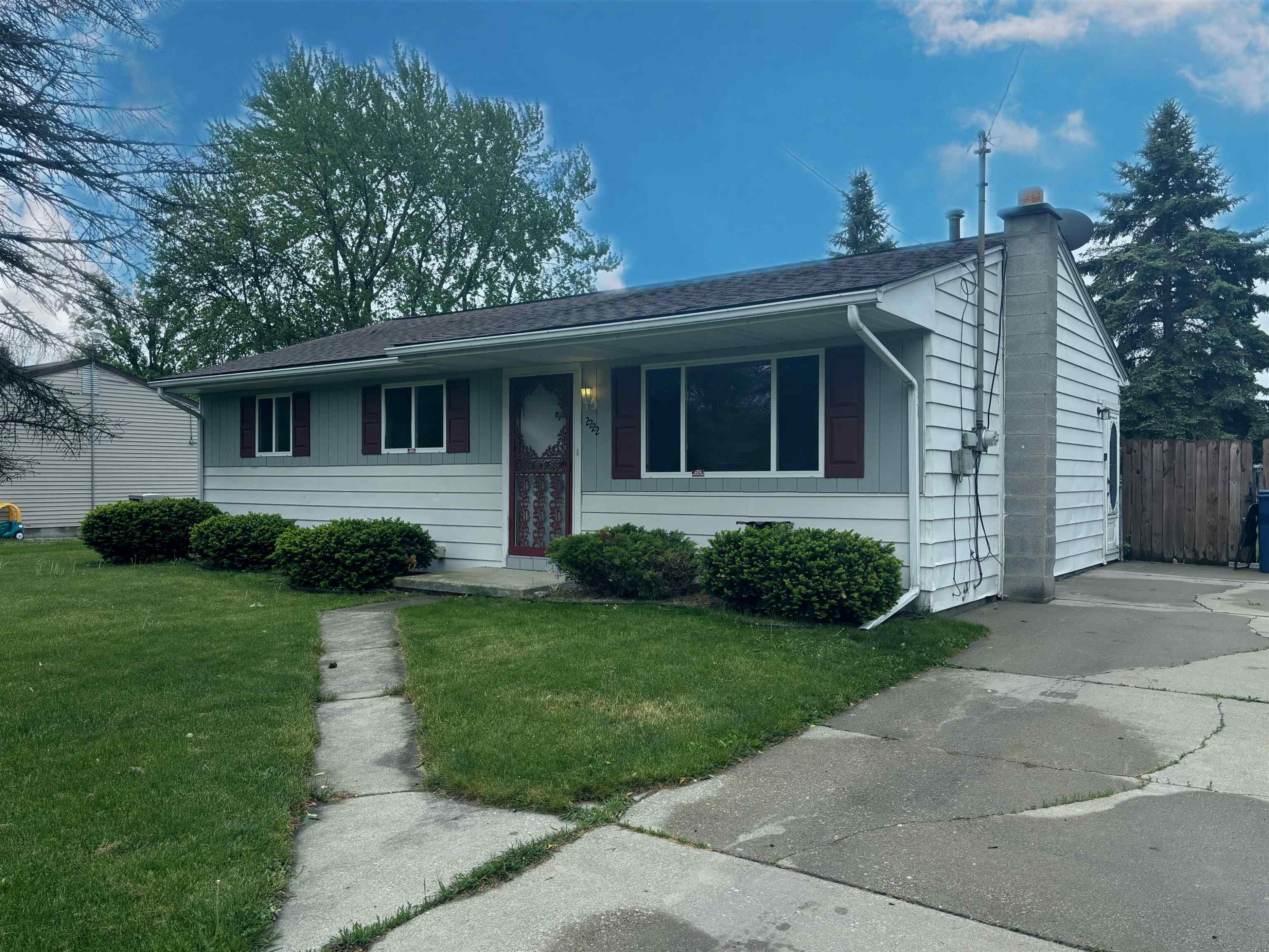 2222 Nebraska Avenue, Saginaw, MI 48601 — Photo 2